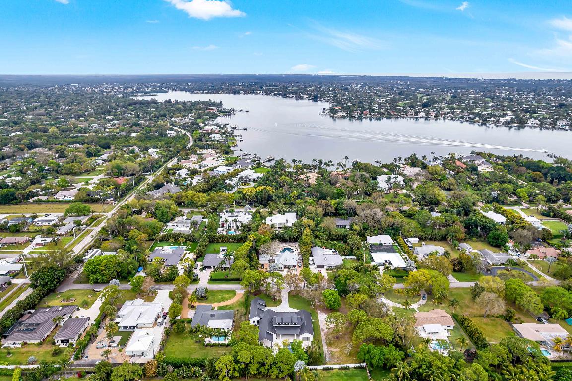 PENNOCK POINT - Residential