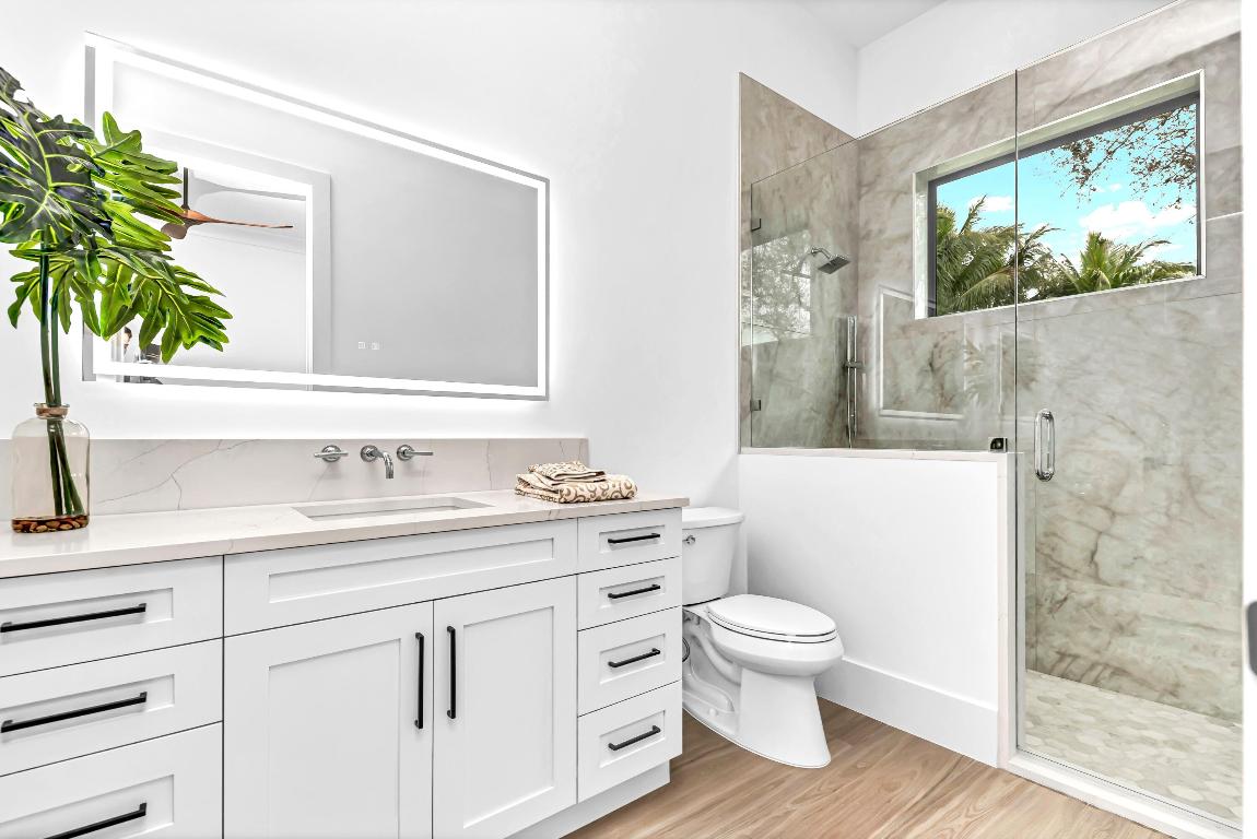 PENNOCK POINT - Residential