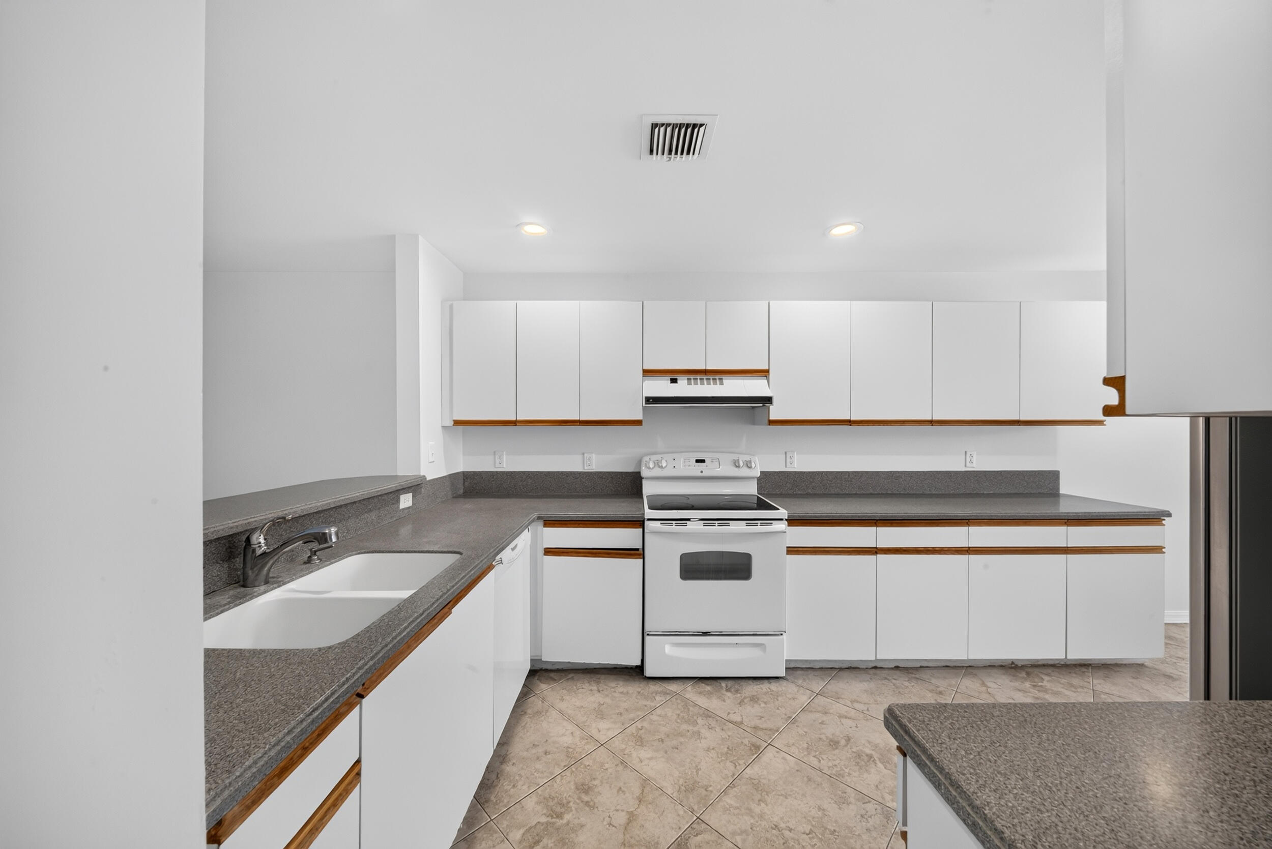 OCEAN VUE - Residential
