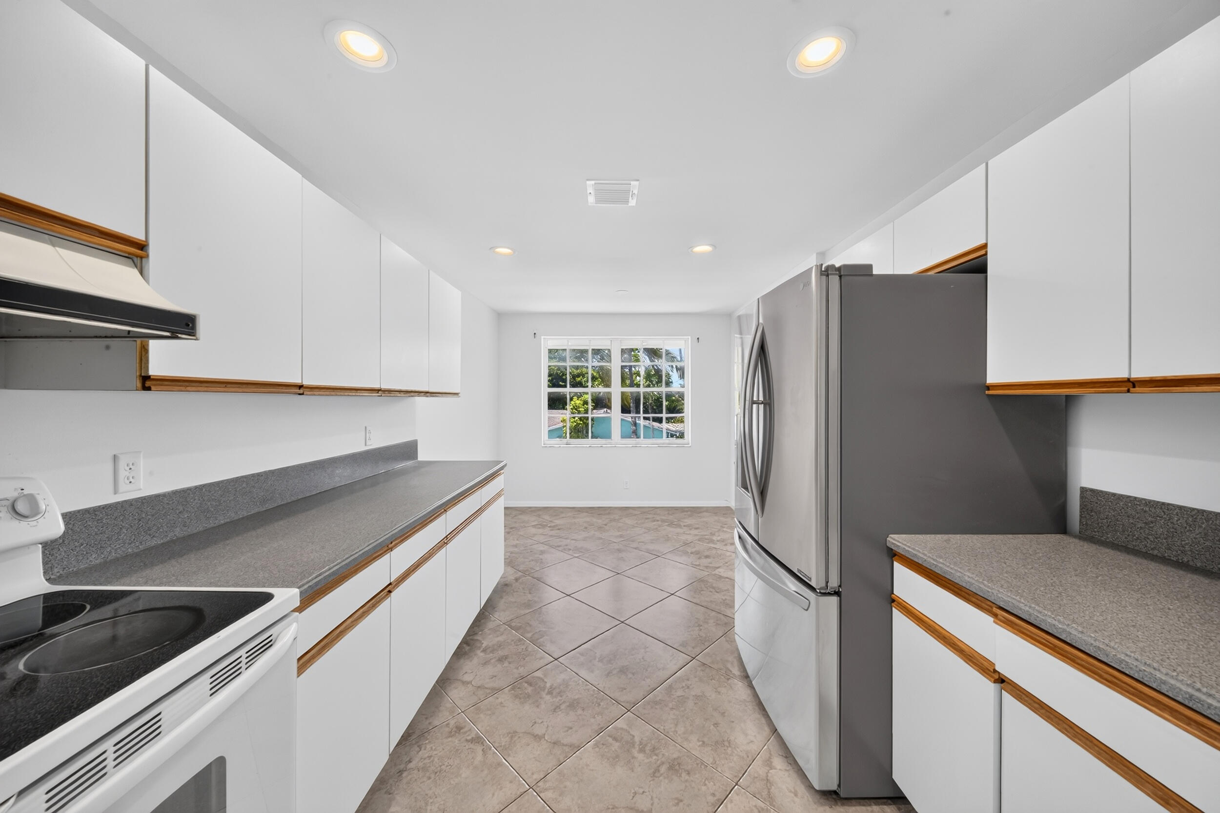 OCEAN VUE - Residential