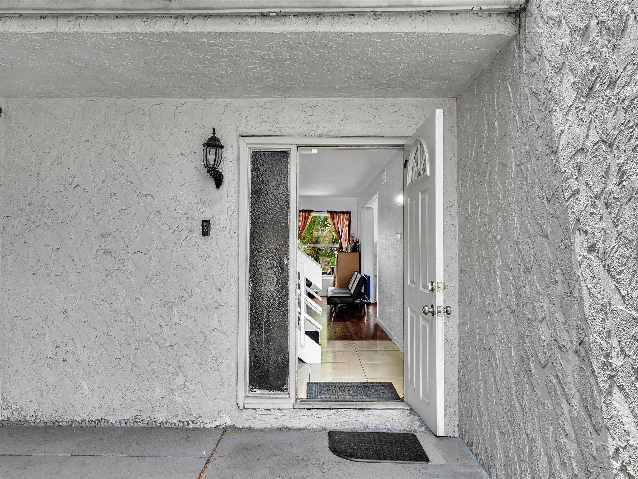 COCONUT CREEK 10TH SEC - Residential