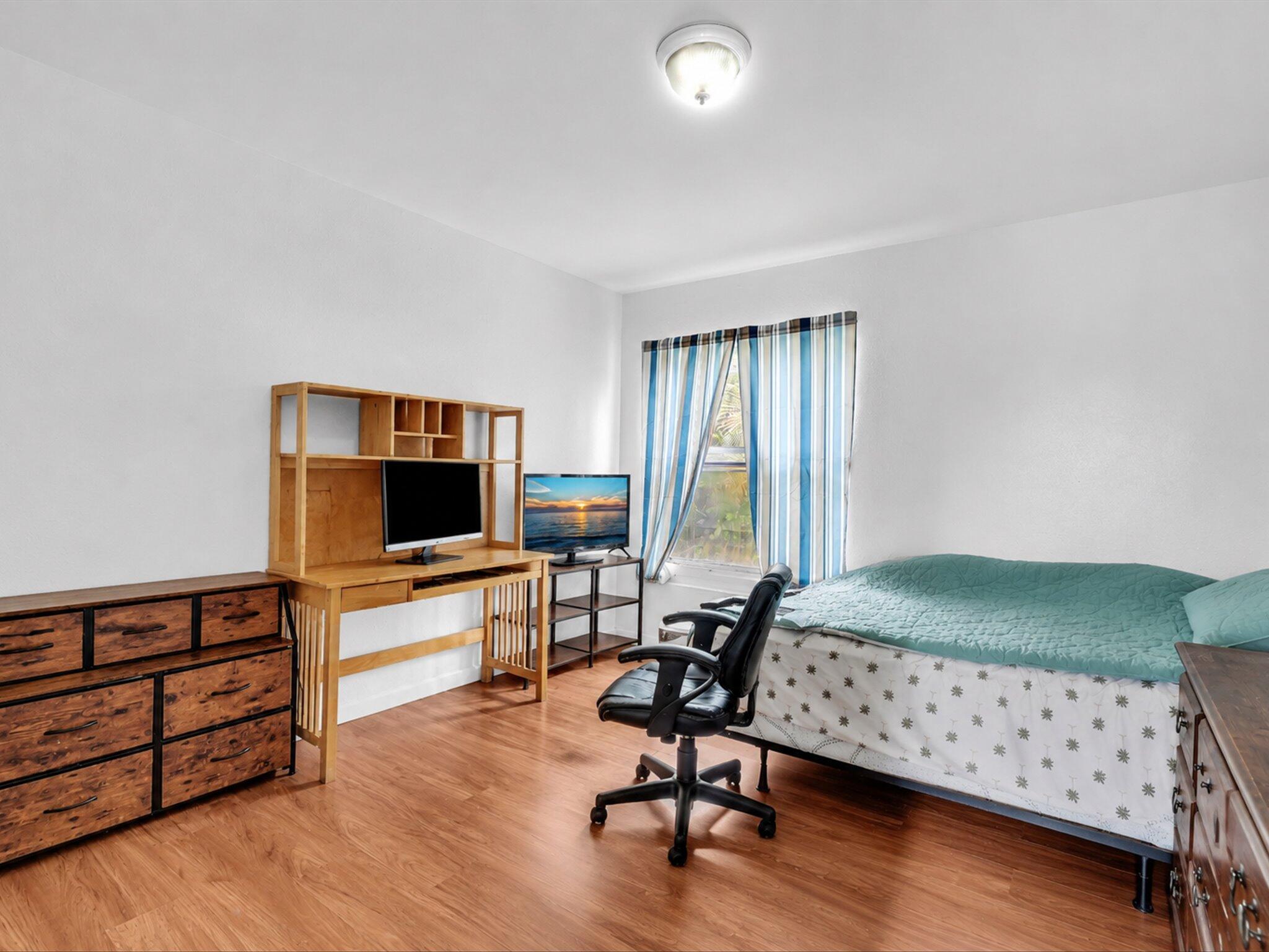 COCONUT CREEK 10TH SEC - Residential
