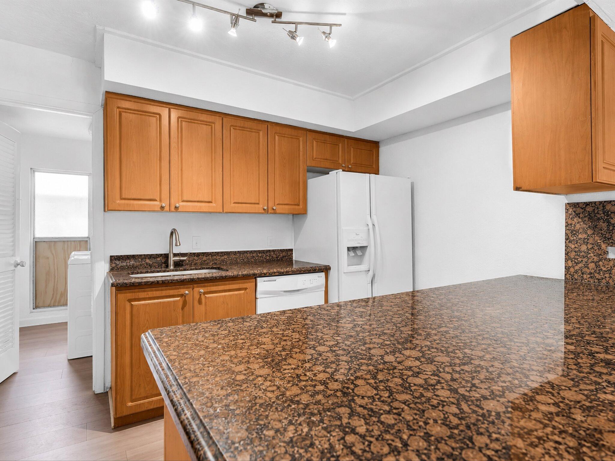 COCONUT CREEK 10TH SEC - Residential