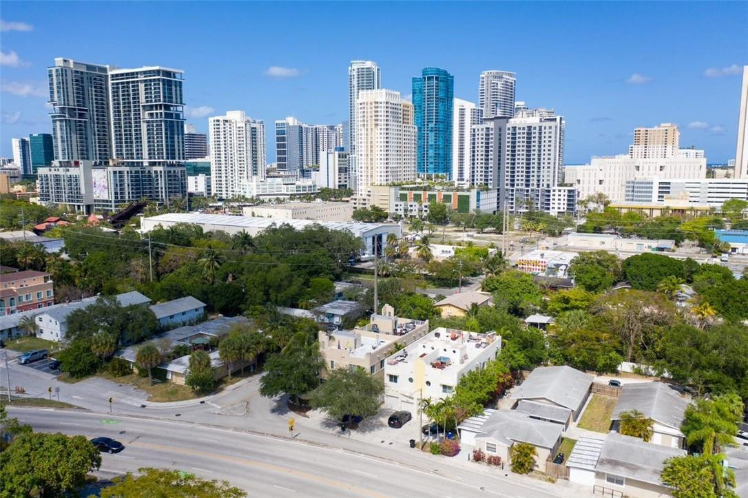 TOWN OF FORT LAUDERDALE B-40 - Residential Lease