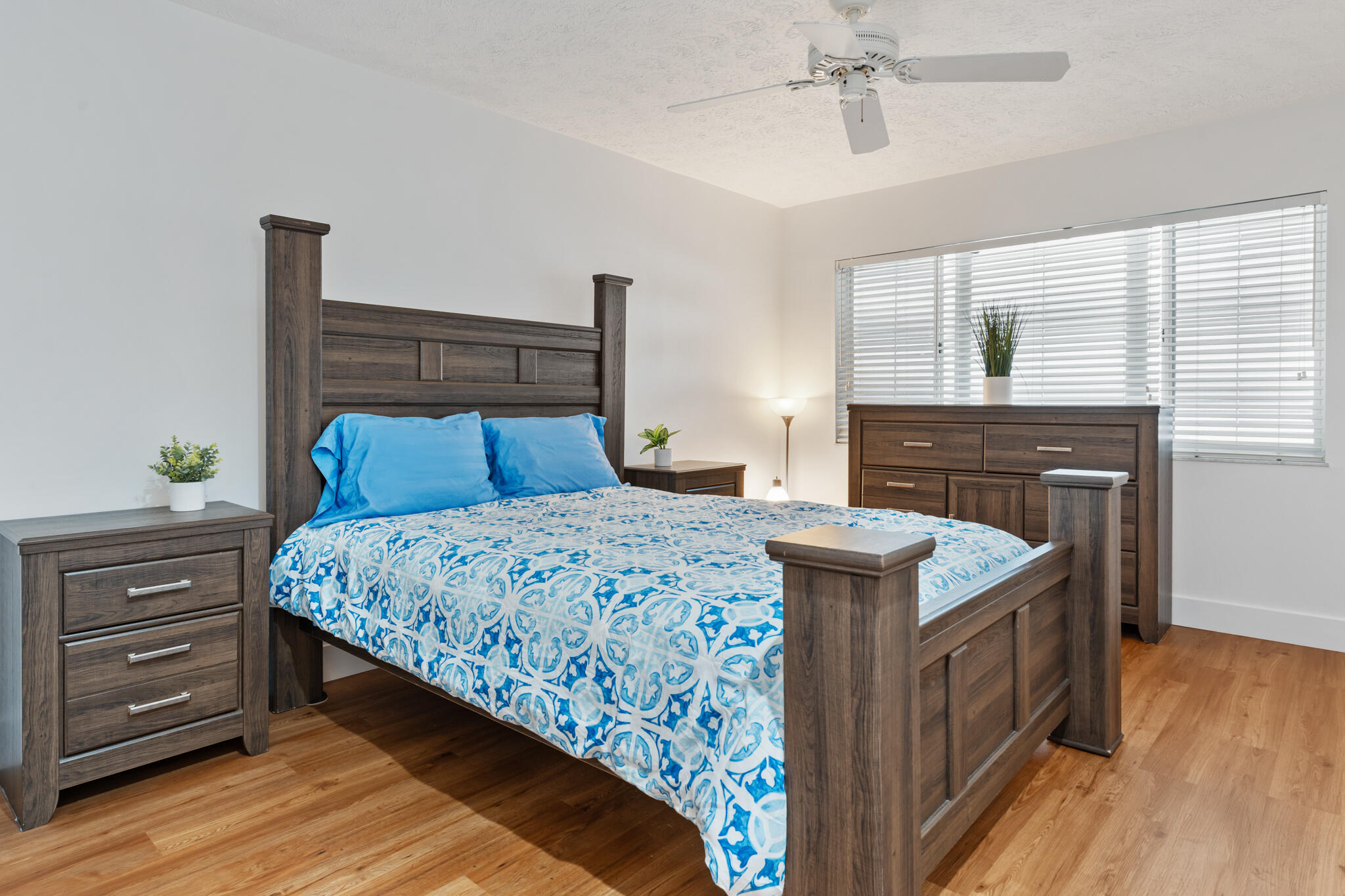CORAL COVE BEACH SECTION 1 - Residential Lease