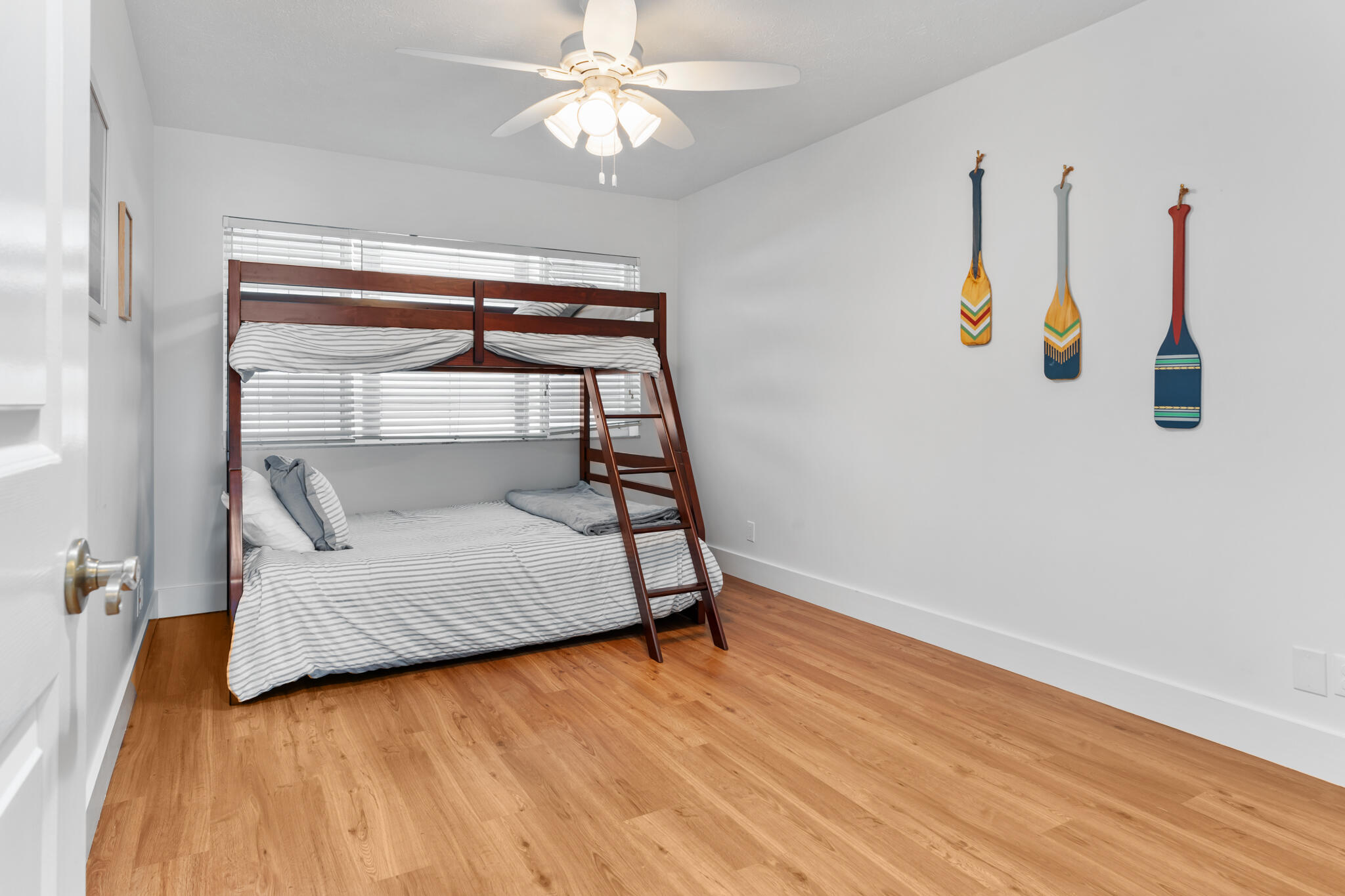 CORAL COVE BEACH SECTION 1 - Residential Lease