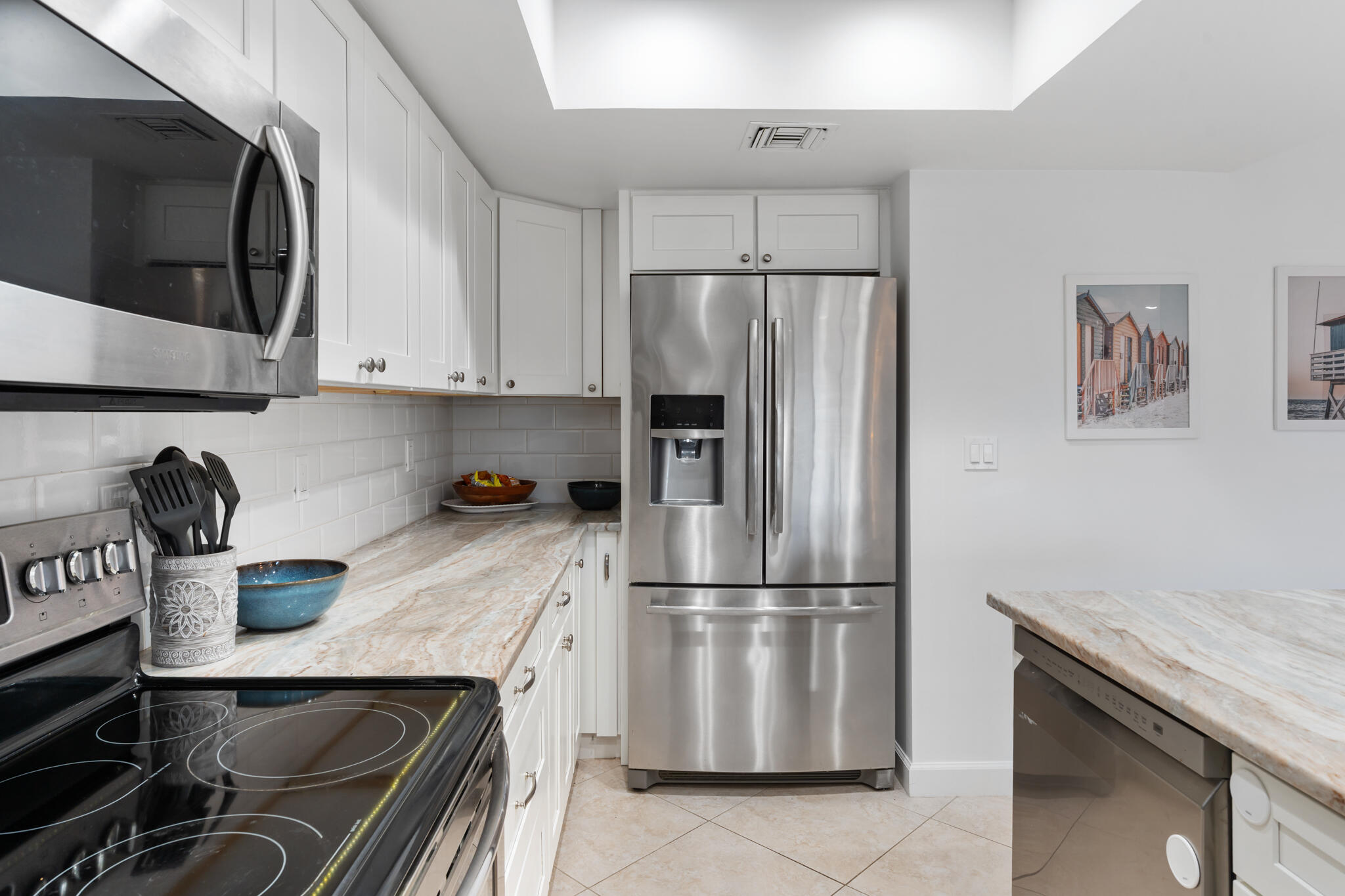 CORAL COVE BEACH SECTION 1 - Residential Lease