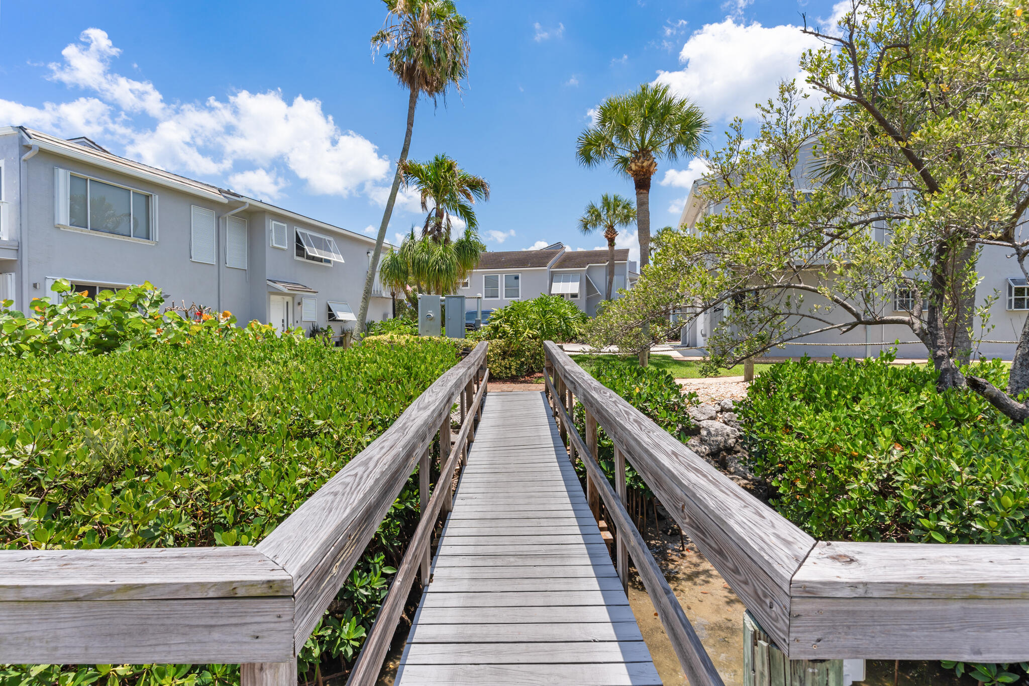 CORAL COVE BEACH SECTION 1 - Residential Lease