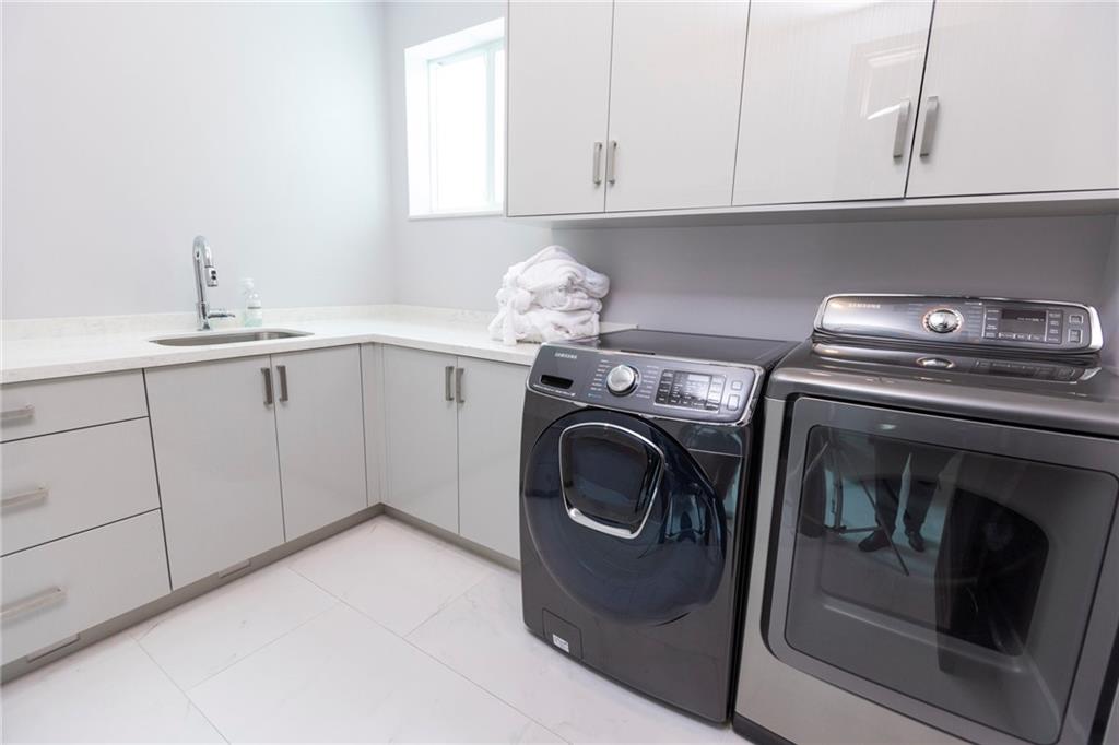 Dolphin Isles - Residential