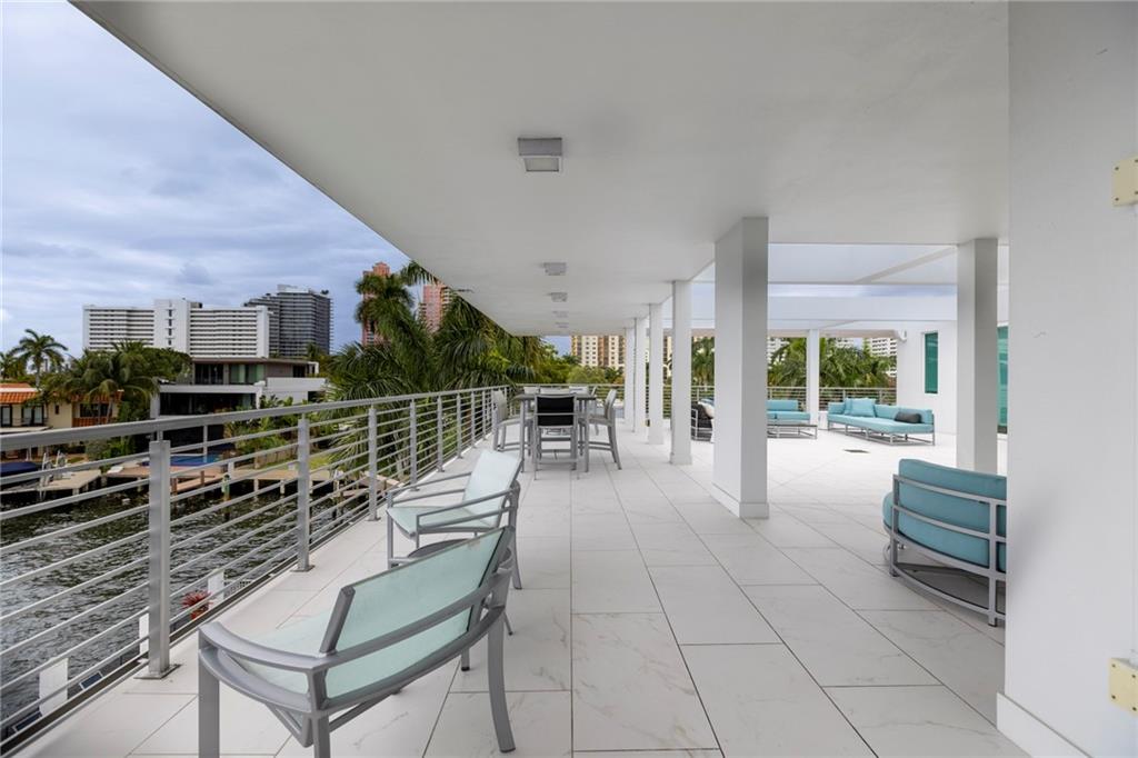 Dolphin Isles - Residential