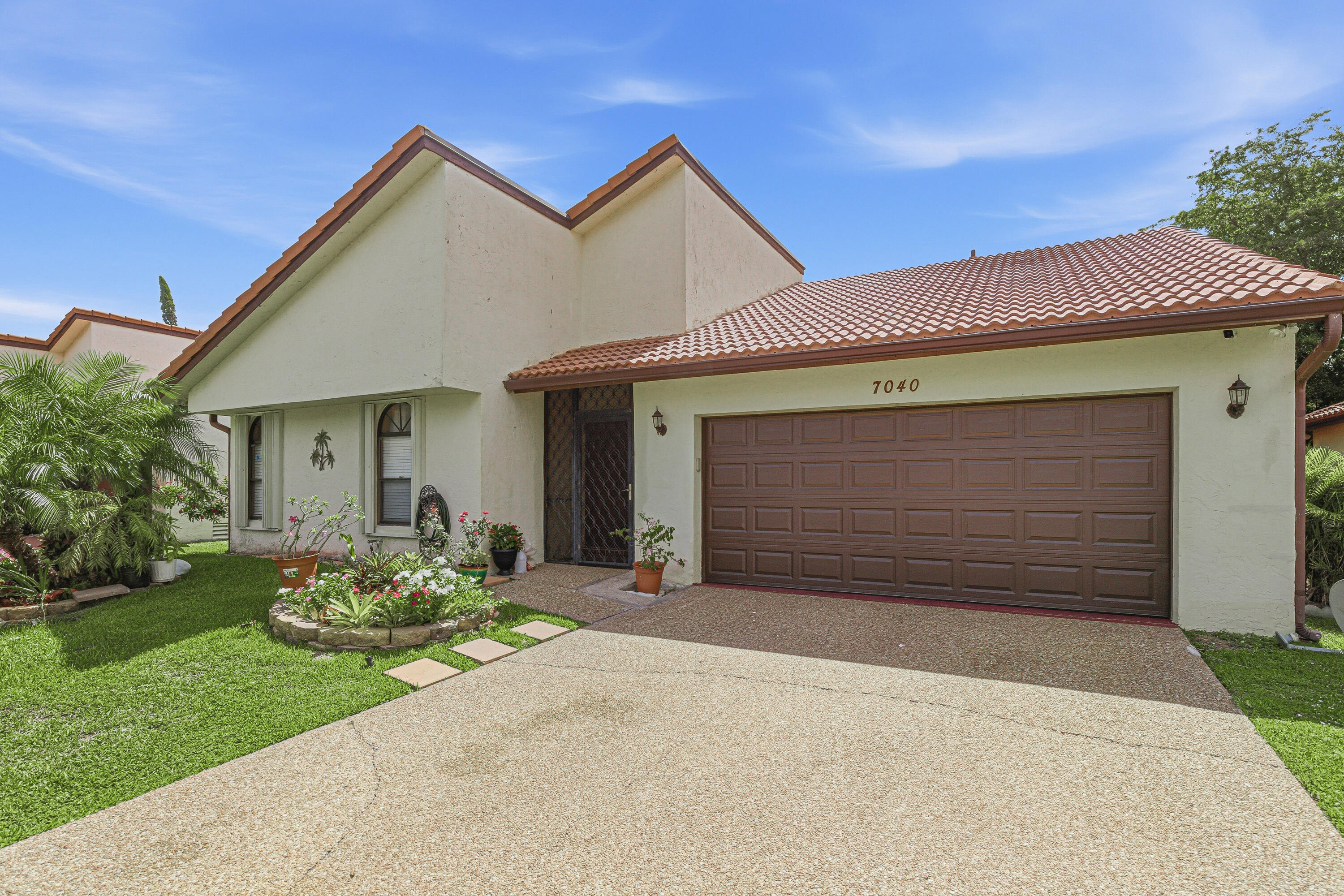 WOODMONT TRACT 71 - Residential