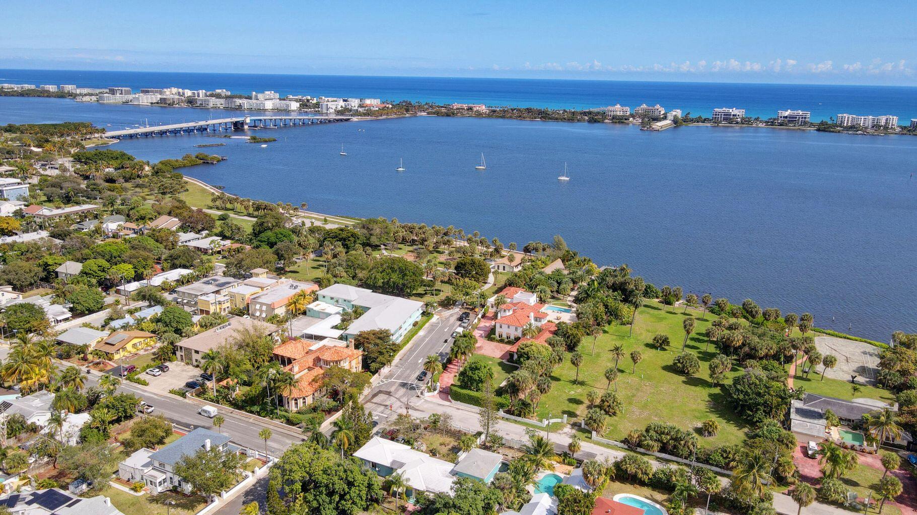 LAKE WORTH TOWN OF - Residential