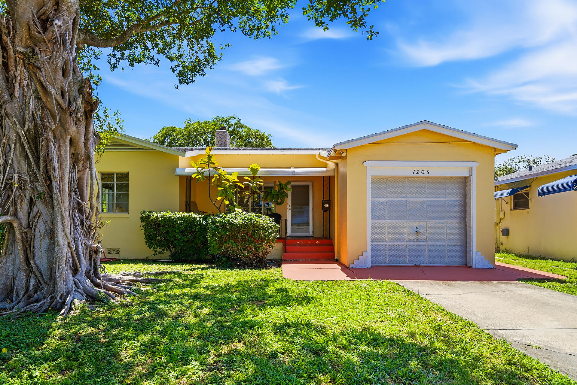 LAKE WORTH TOWN OF - Residential