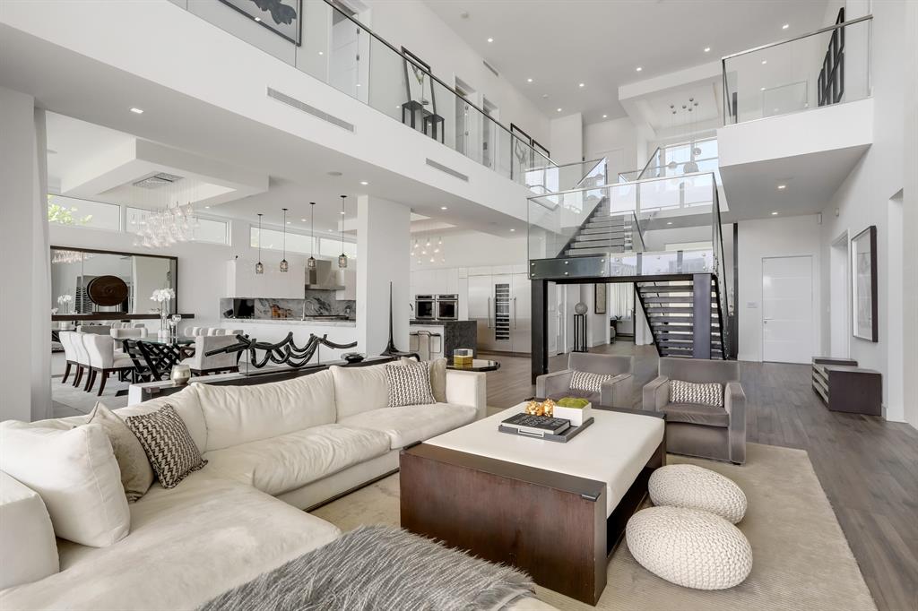 CYPRESS POINT - Residential