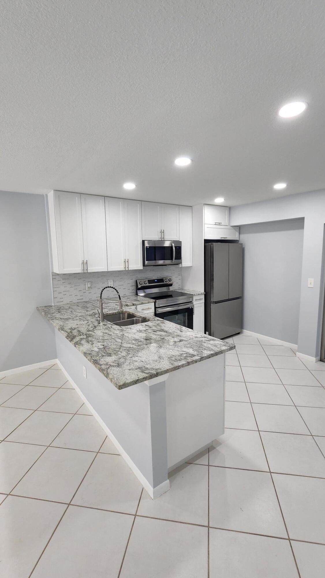 CANNONGATE - Residential Lease