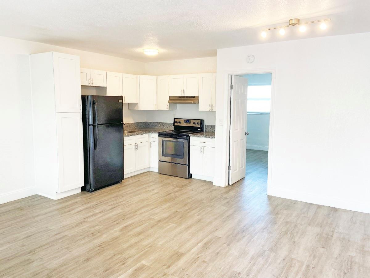 EASY SHOWINGS | FAST APPROVAL | PET-FRIENDLY  1 Bed / 1 Bath - First floor  Take a quick look at everything this unit has to offer.   UNIT FEATURES Stove/oven Refrigerator Washer and Dryer in Unit Wall/Window AC Units 1 Assigned parking space  LOCATION Minutes to Pompano Beach and the Pier Close to the redeveloped Downtown Pompano Beach area Easy access to I-95 and Federal Highway Near shopping centers, restaurants, and grocery stores Short drive to Fort Lauderdale Close to parks, marinas, and waterfront activities  MOVE-IN COSTS: First month's rent Security deposit (1.5x-2x rent) $99 admin fee Renter's insurance required  UTILITIES: Water: Resident pays water, sewer and trash - RUBS Electricity: Residents pay electricity -  Residents must set up the utilities under their name. Tenant pays