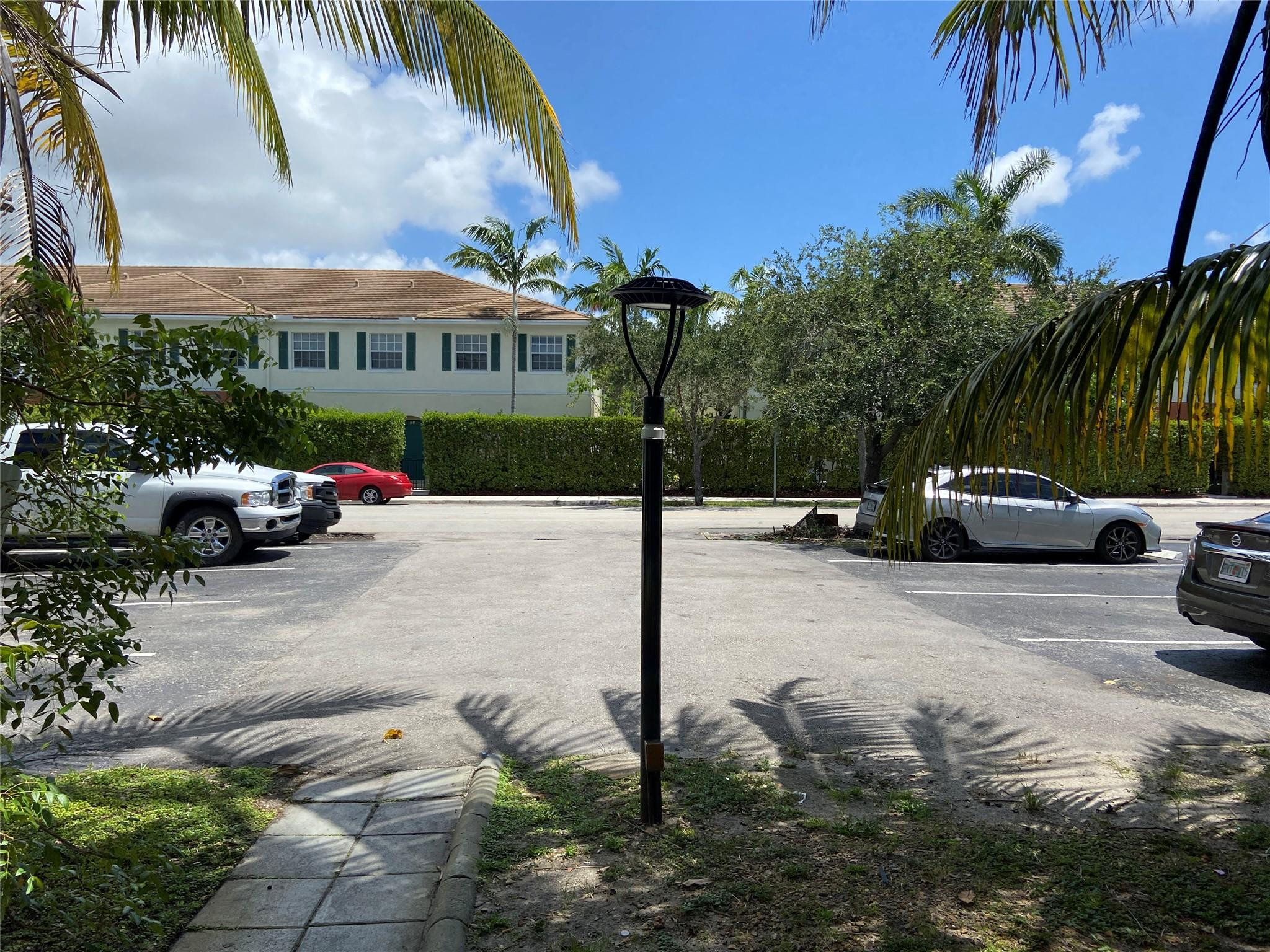CYPRESS PLAZA ANNEX - Residential Lease