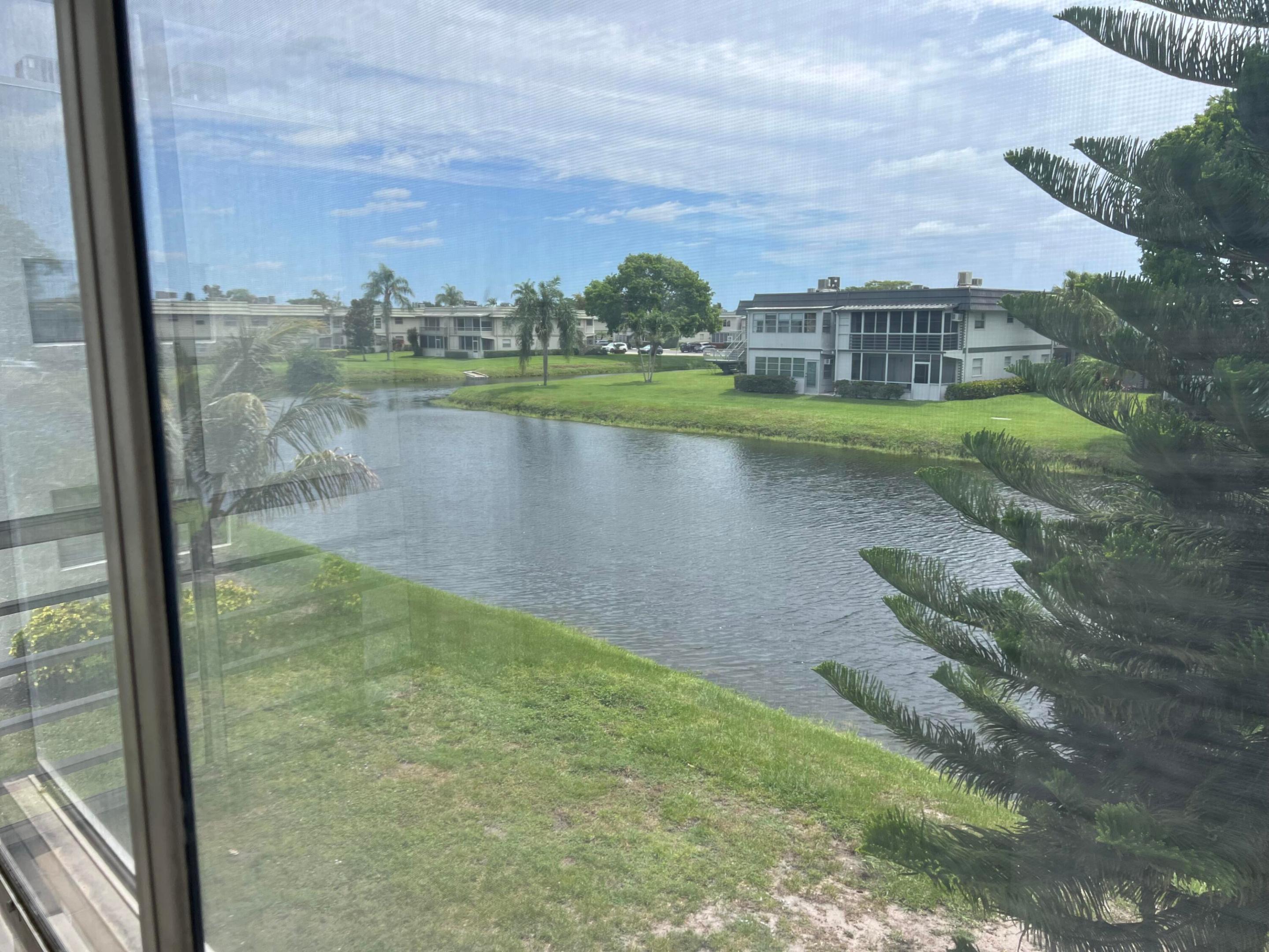 KINGS POINT SAXONY CONDOS - Residential