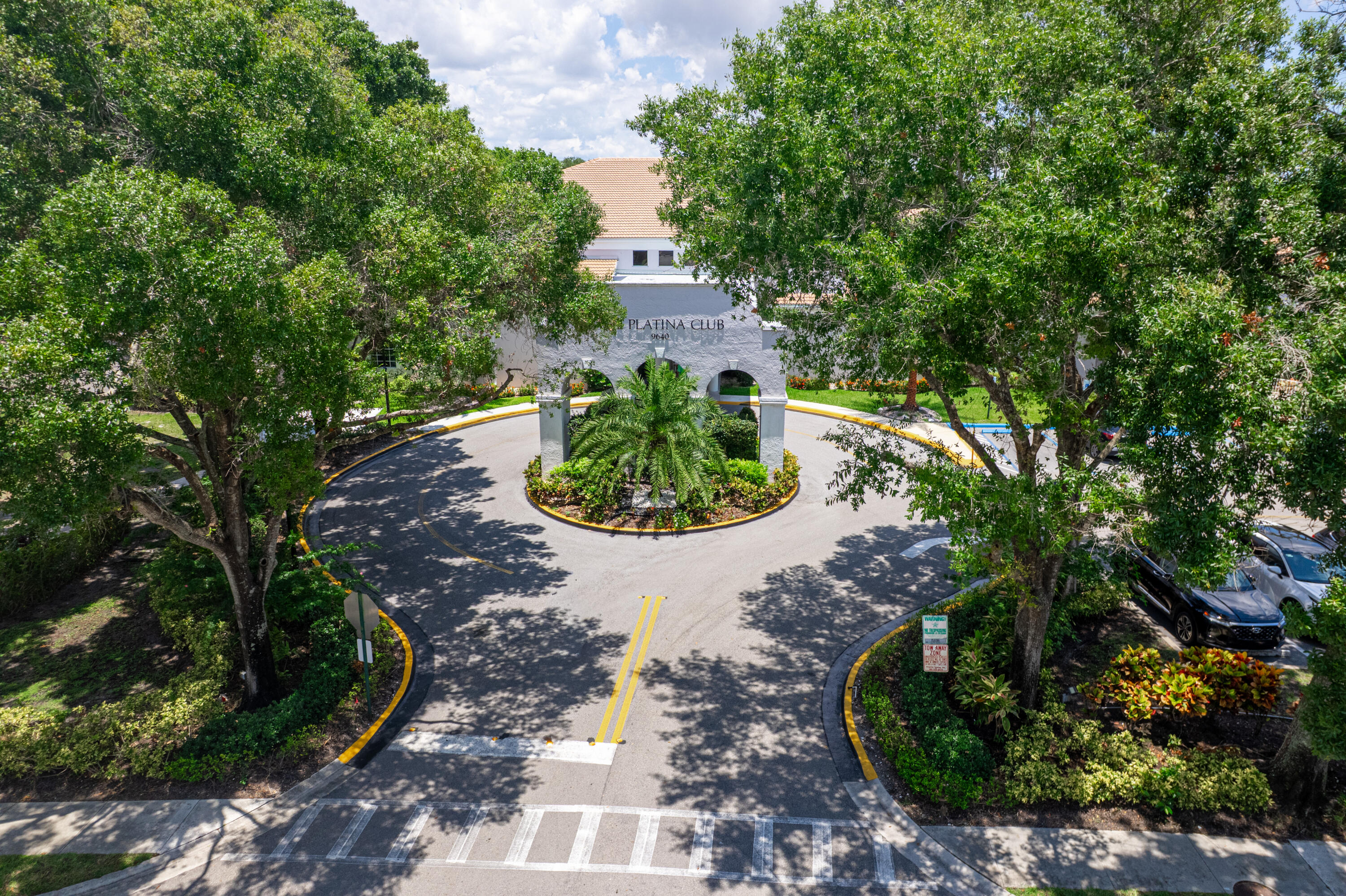 ALEXANDRA VILLAGE CONDO - Residential