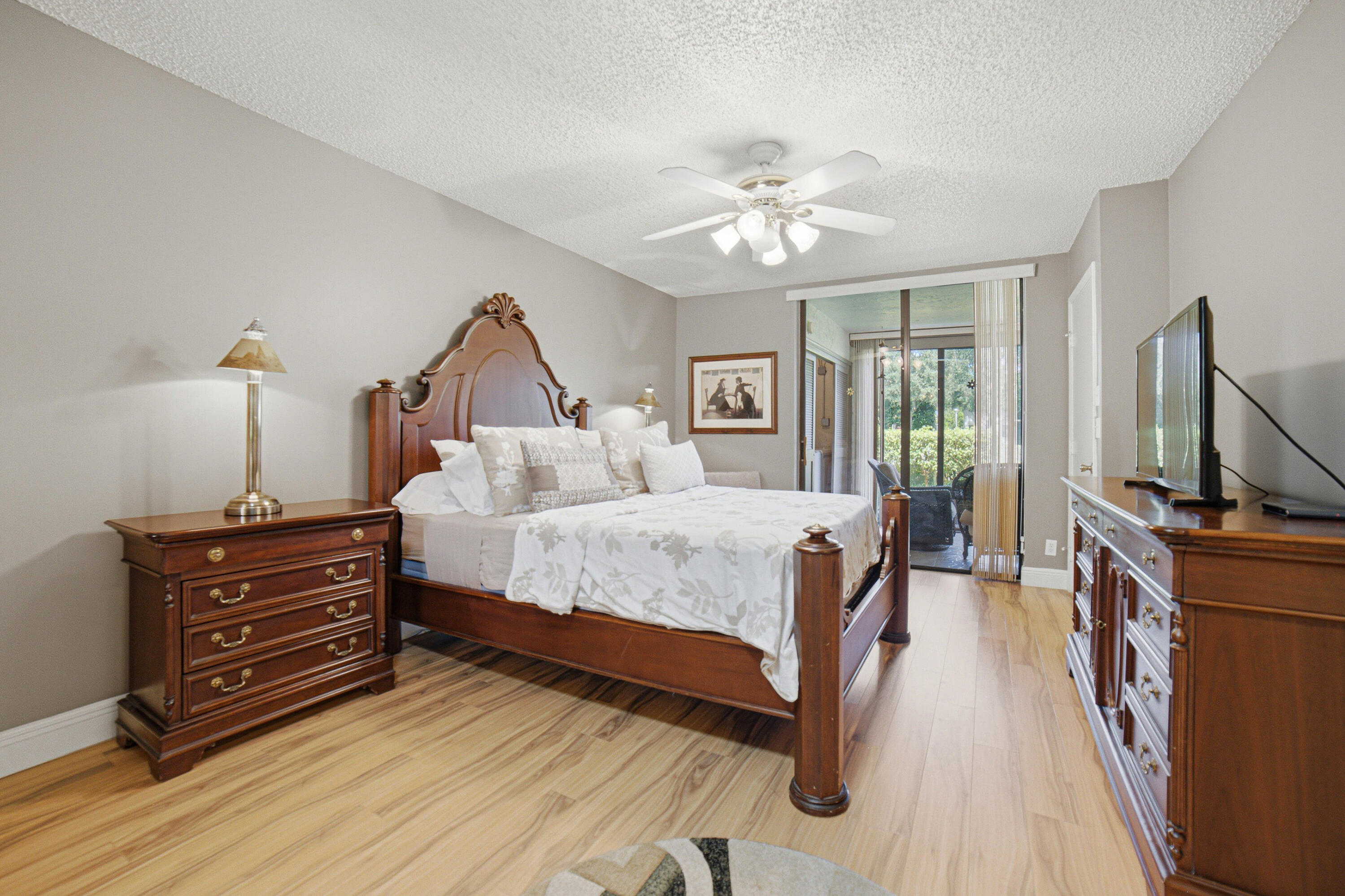 ALEXANDRA VILLAGE CONDO - Residential