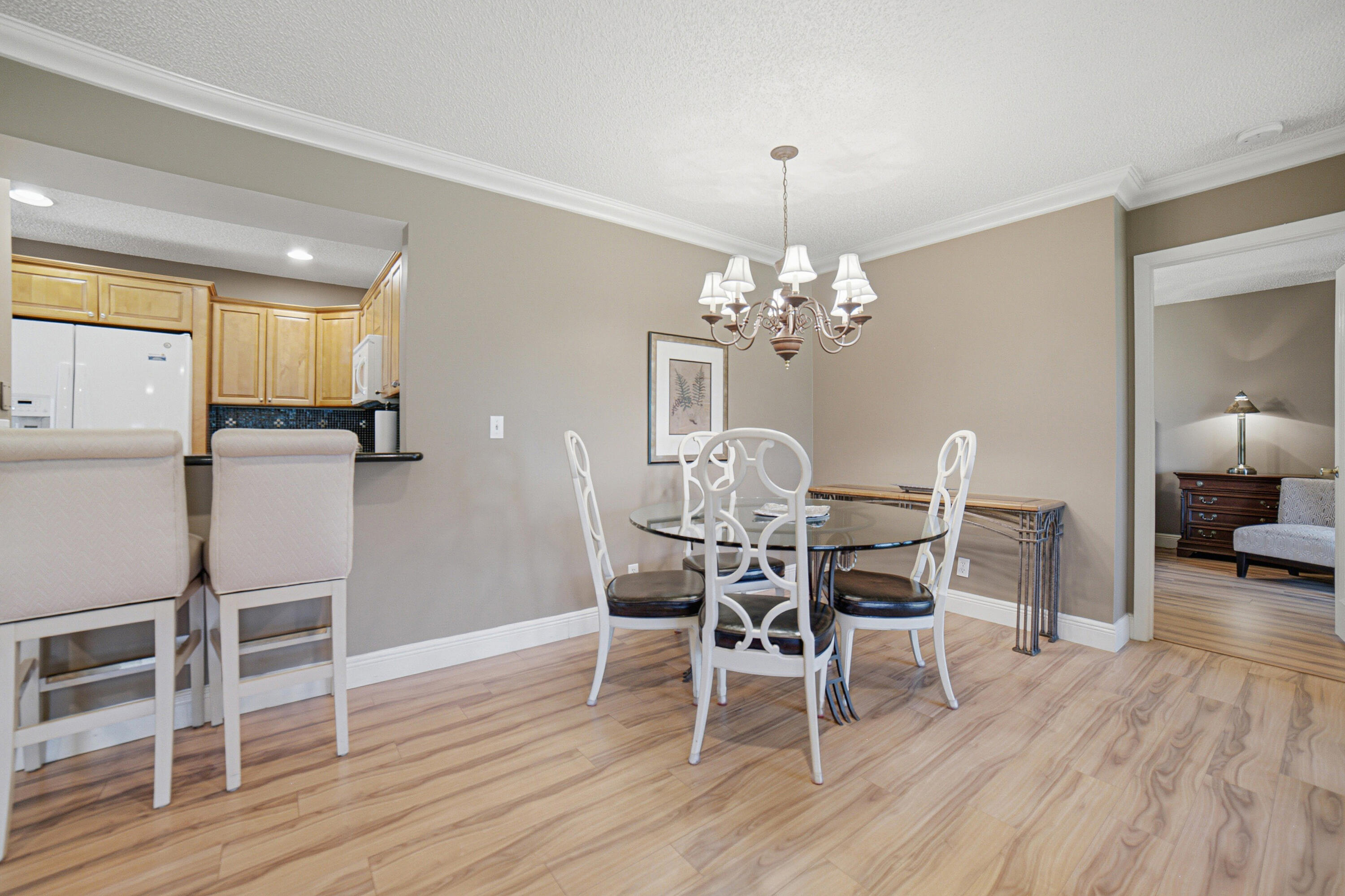 ALEXANDRA VILLAGE CONDO - Residential