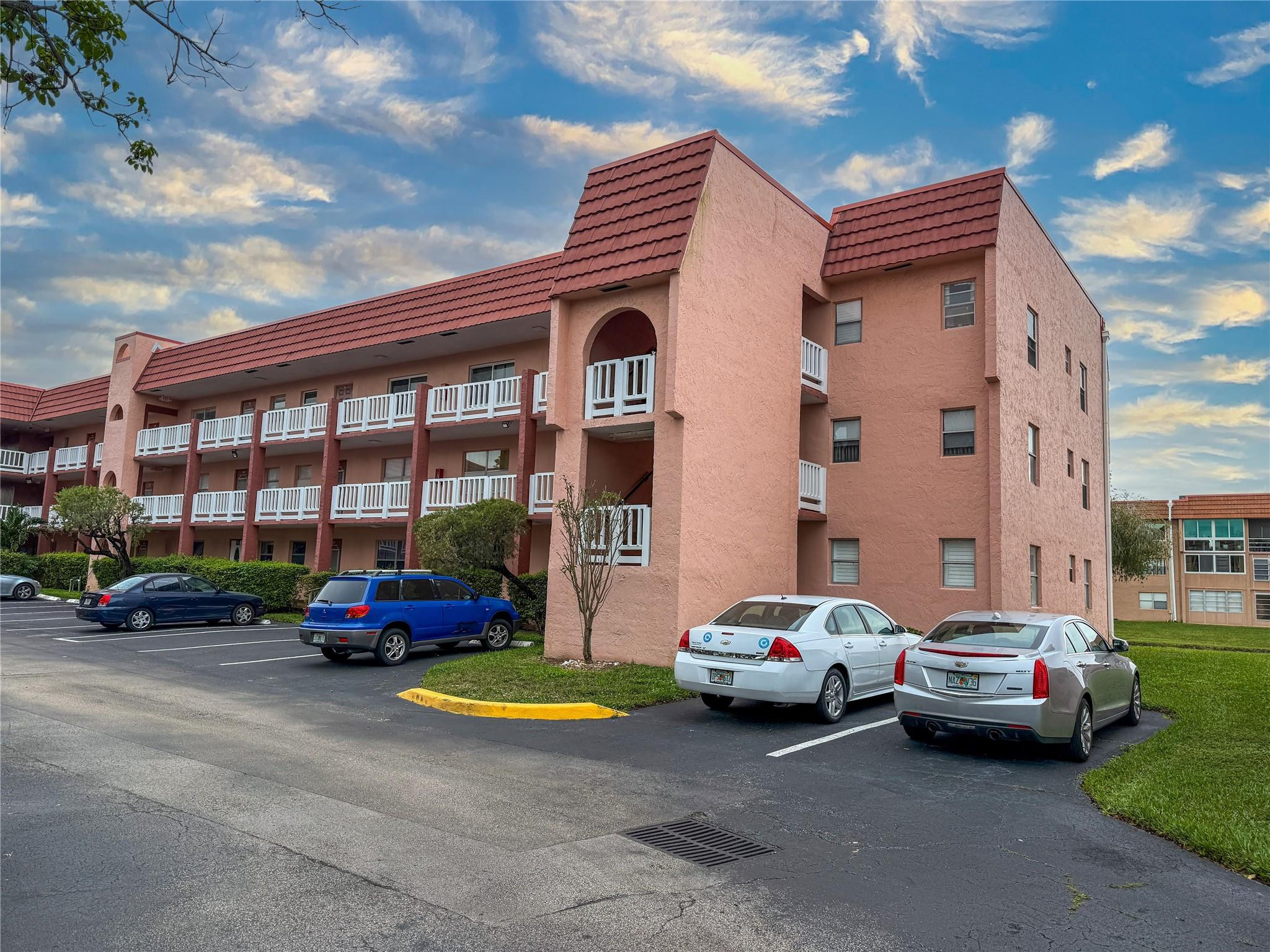 ***SELLER IS MOTIVATED AND ALL REASONABLE OFFERS WILL BE CONSIDERED!!!*** SUNRISE LAKES OFFERS A SUN-FILLED CORNER UNIT W/A STUNNING LAKE VIEWS FROM A PRIVATE SUNRM &MASTER SUITE. WORRY FREE UNIT-ALL ASSESSMENTS HAVE BEEN PAID! BRAND NEW A/C&NEWER HOT WATER HEATER (2014)! OWNER IS MOTIVATED &WILLING TO INCLUDE ALL THE FURNITURE FOR THE BUYER'S CONVENIENCE! LOCATED ON THE 2ND FLR THIS CORNER UNIT OFFERS EXTREME PRIVACY TO ALL BEDRMS(INTERIOR UNITS HAVE THE 2ND BEDRM FACING THE BALCONY). BOTH BEDRMS FEATURING WALK-IN CLOSETS,MASTER OFFERS A WALK-IN SHOWER. PARKING SPACE #20 IS RIGHT IN FRONT BY STAIRWAY! AMENITIES INCLUDE FREE GOLF FOR OWNERS,A MOVIE THEATER,LIBRARY,LOUNGE,RECREATIONAL RMS,WELL-EQUIPPED FITNESS CENTER,SHUFFLEBOARD,INDOOR/OUTDOOR POOLS,JACUZZI,&TIKI HUT. CABLE/WATER INCLUDED. THIS IS A 55+ COMMUNITY. PHASE 3 HAS NO RESERVES. THE ASSOCIATION REQUIRES A MINIMUM MONTHLY INCOME OF $3,250 AND A MINIMUM CREDIT SCORE OF 670 OR HIGHER.