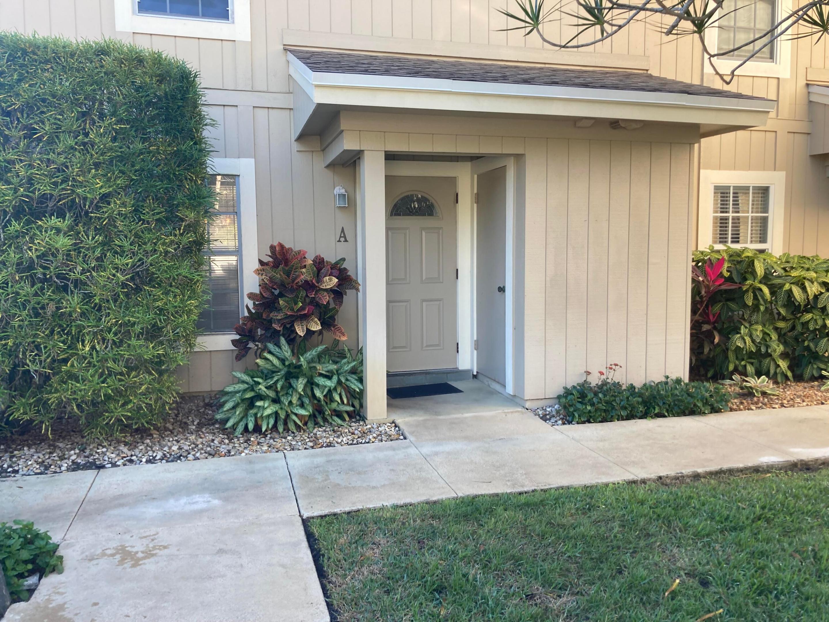 Motivated Seller.River views.   End unit with ground  floor entry. Newer HVAC  water heater and roof. ground floor entry. Beautiful grounds and many resort style amenities  .Bring your own style to the unit.