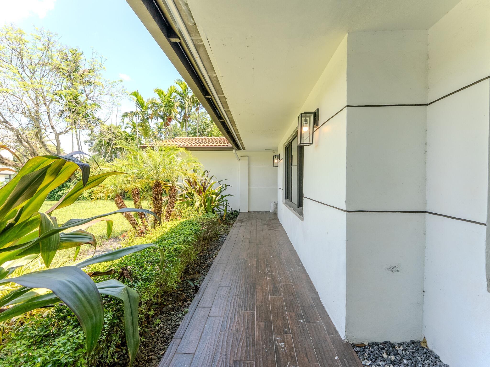 Country Club Estates - Residential