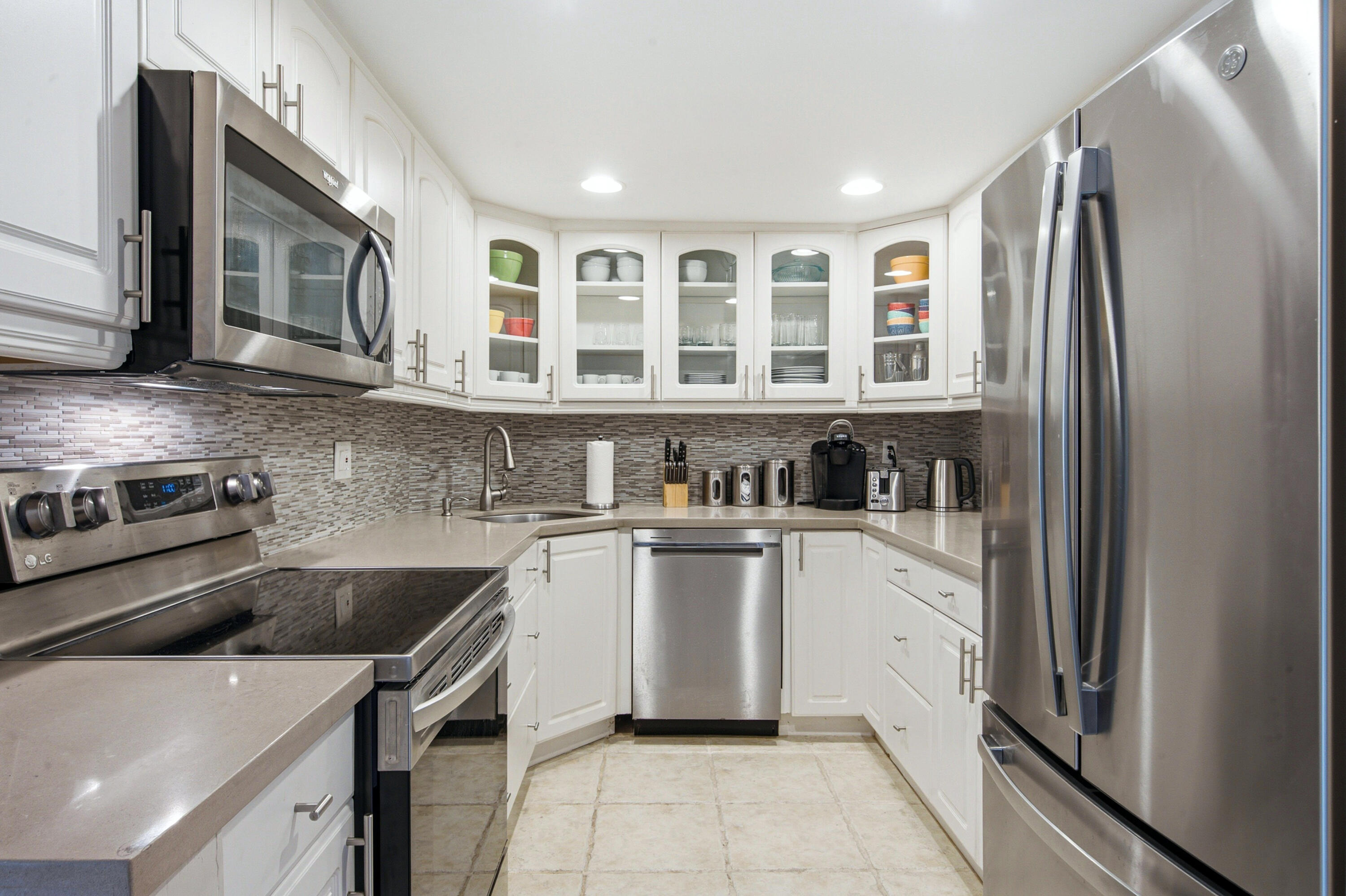 MANOR GROVE VILLAGE TWO CONDO - Residential