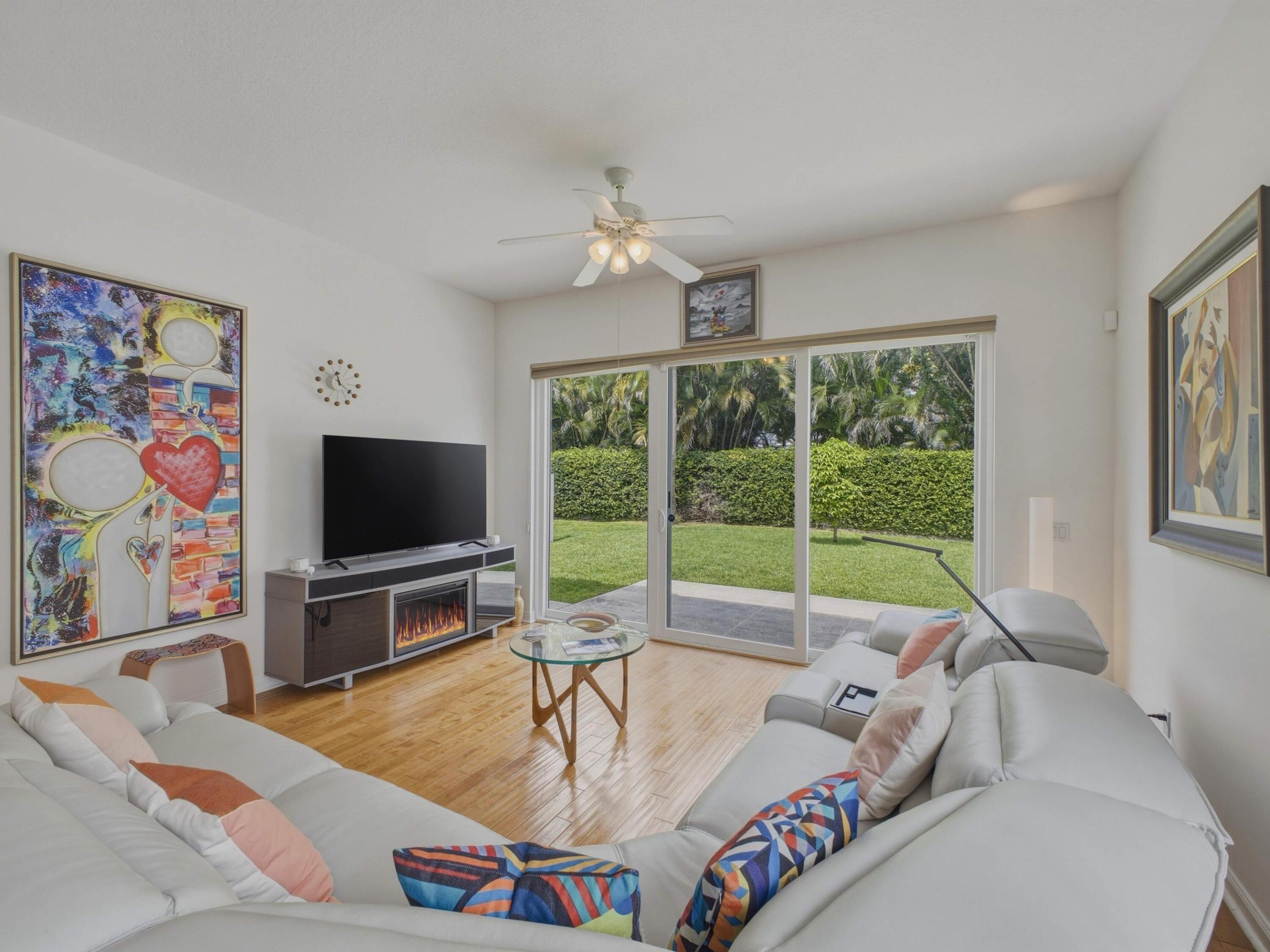 HAMMOCK RESERVE - Residential