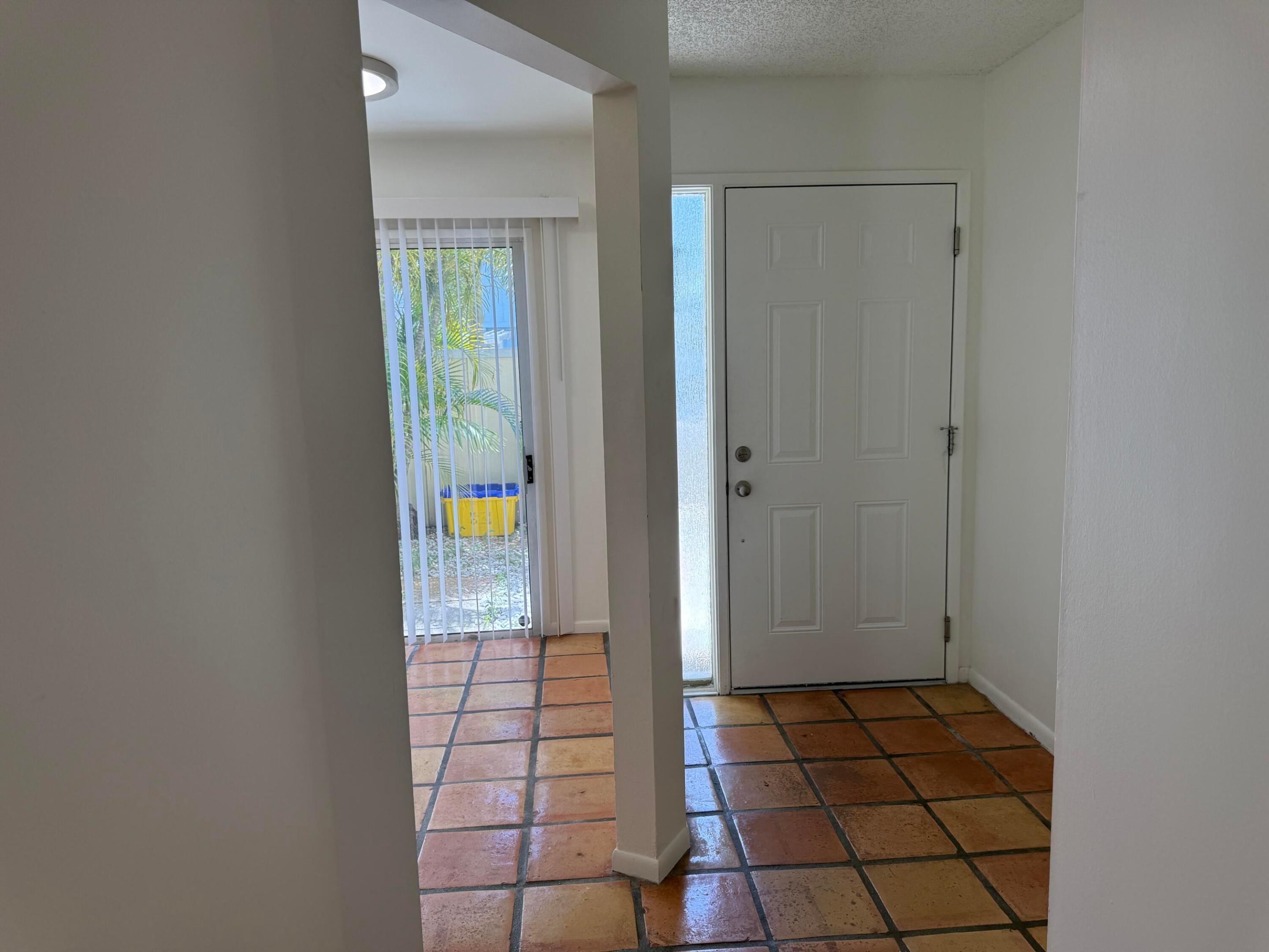 RIVERWALK 3 - Residential