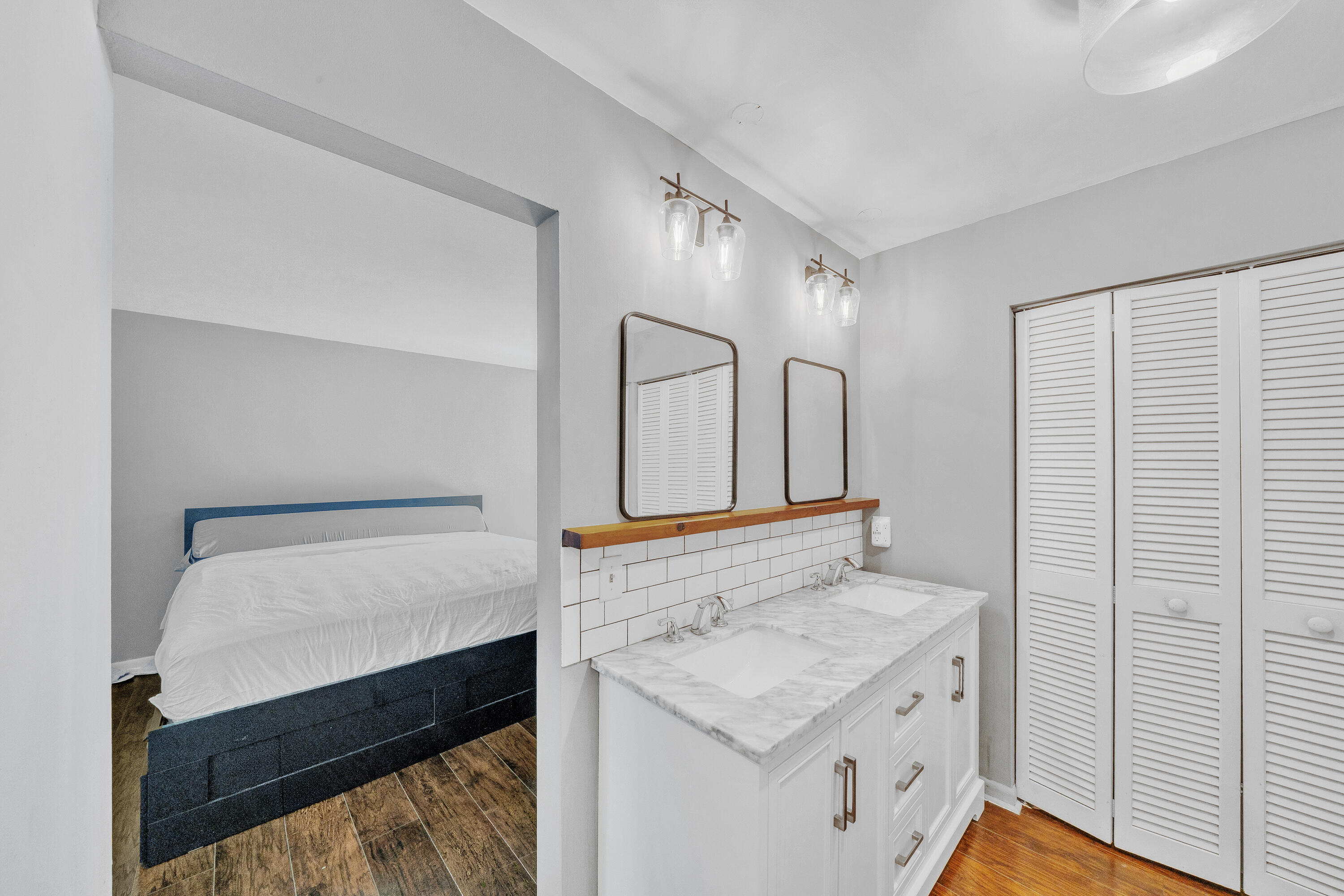 BOCA RATON HILLS SEC 2 - Residential