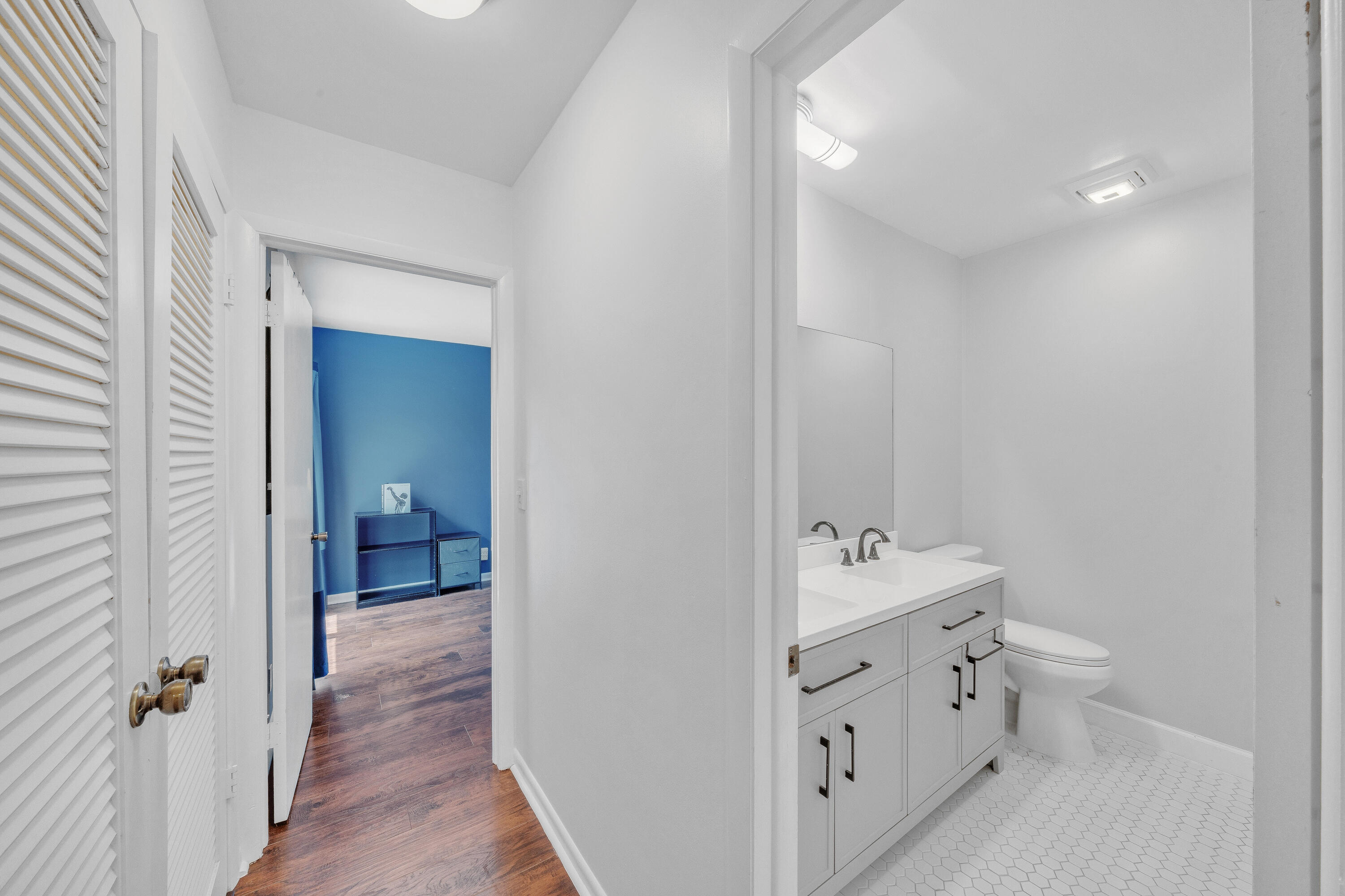 BOCA RATON HILLS SEC 2 - Residential