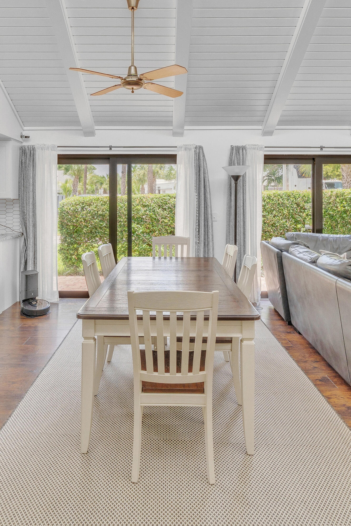 BOCA RATON HILLS SEC 2 - Residential