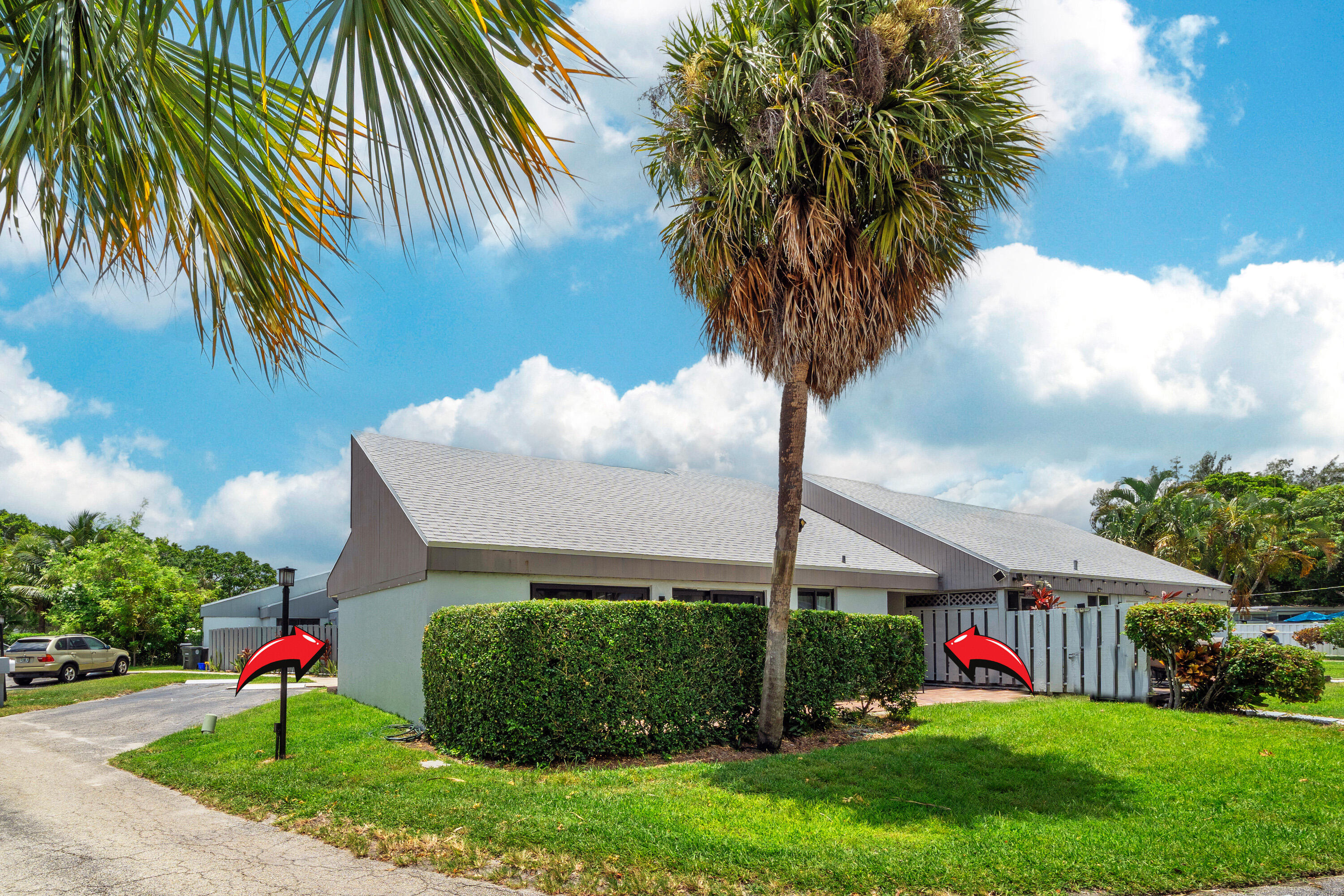 BOCA RATON HILLS SEC 2 - Residential