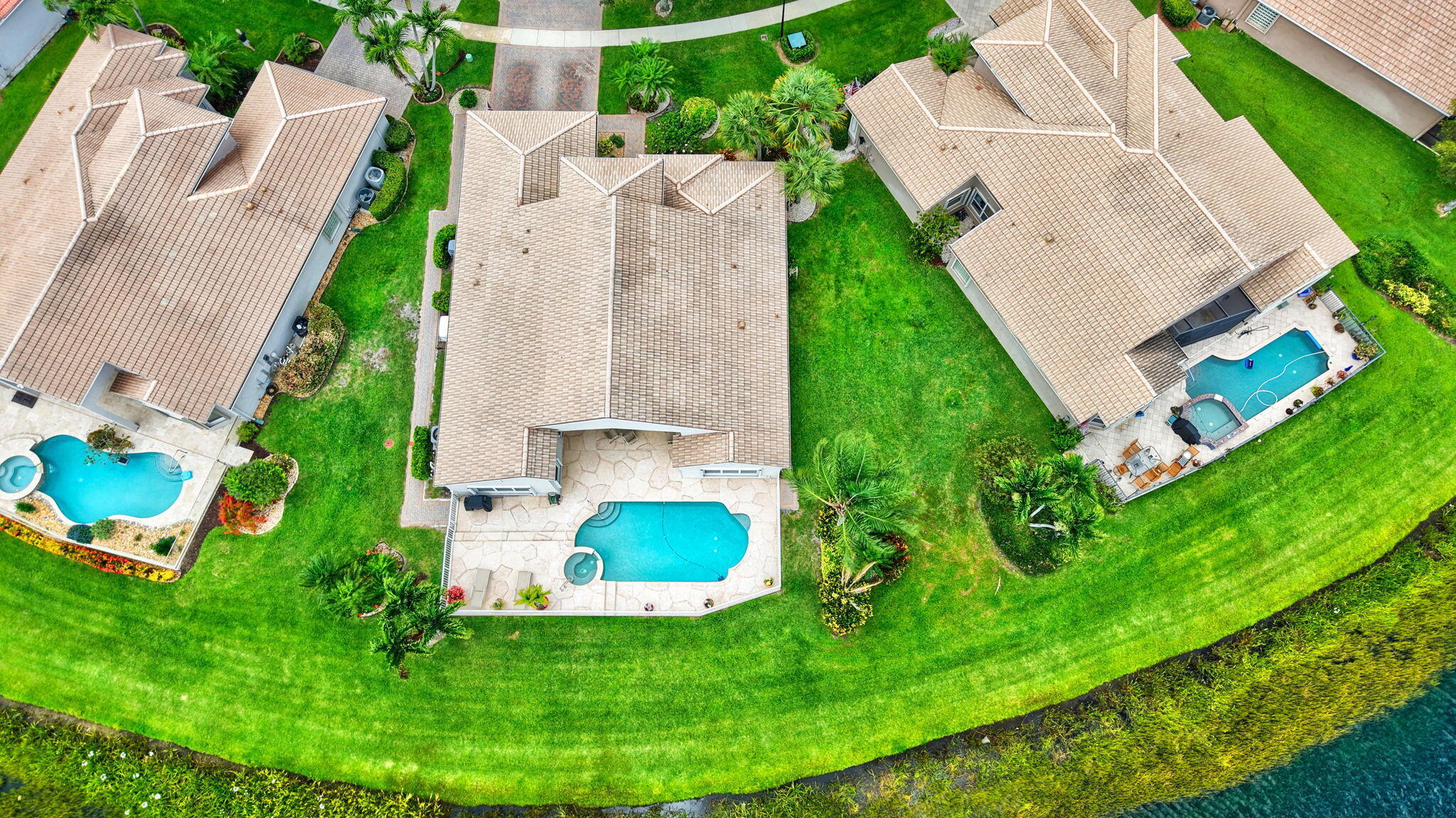 VALENCIA FALLS - Residential