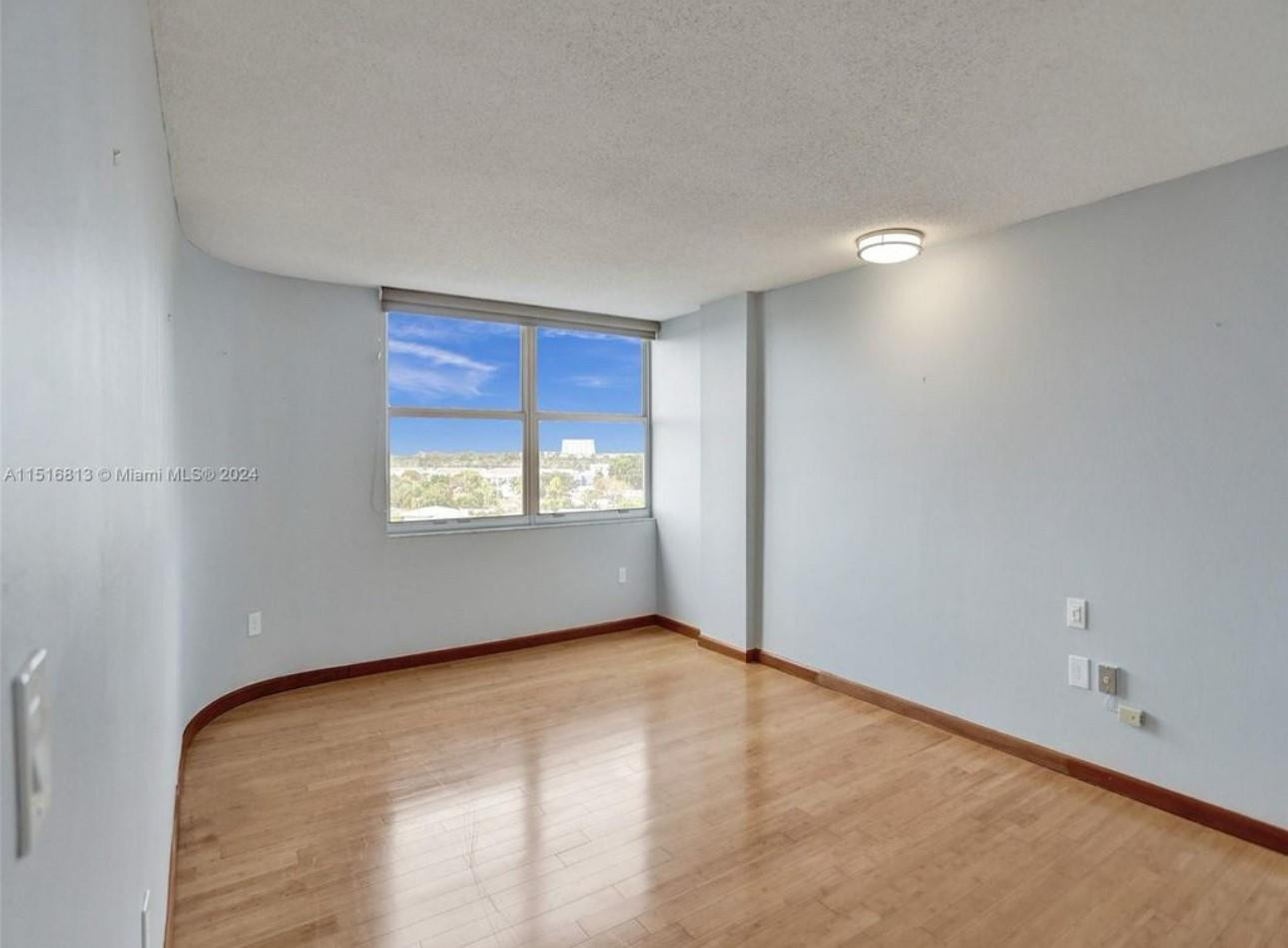 MAJORCA TOWERS CONDO - Residential Lease
