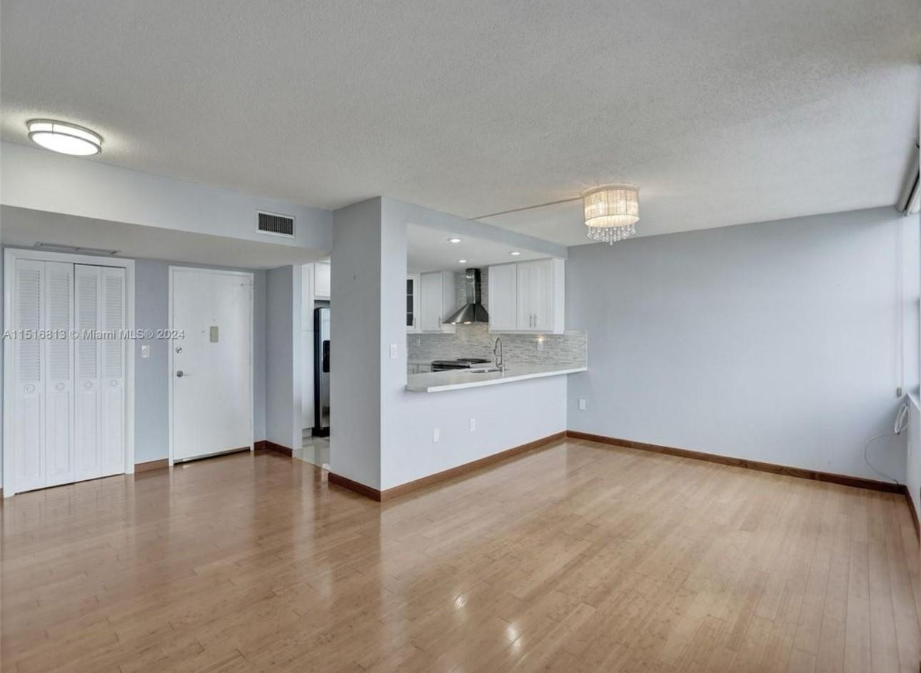 MAJORCA TOWERS CONDO - Residential Lease