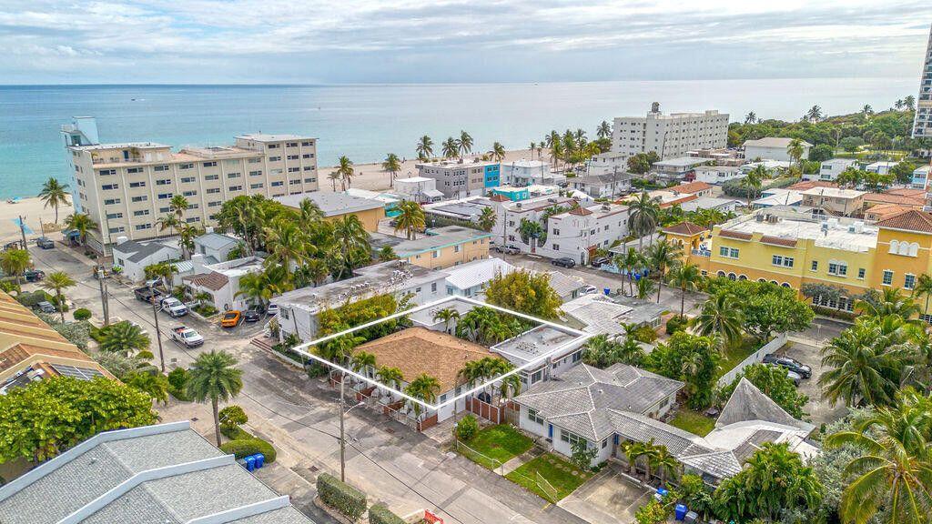 HOLLYWOOD BEACH - Residential Income