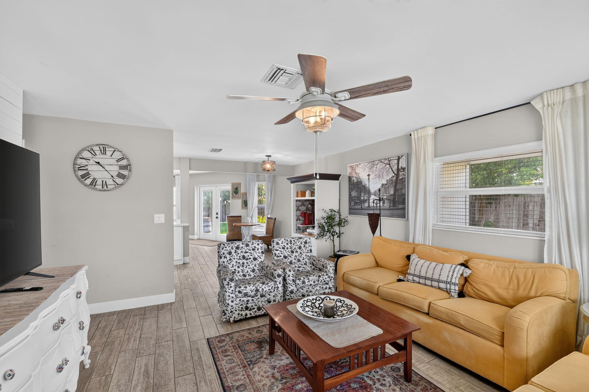 PALM SPRINGS VILLAGE 4 - Residential