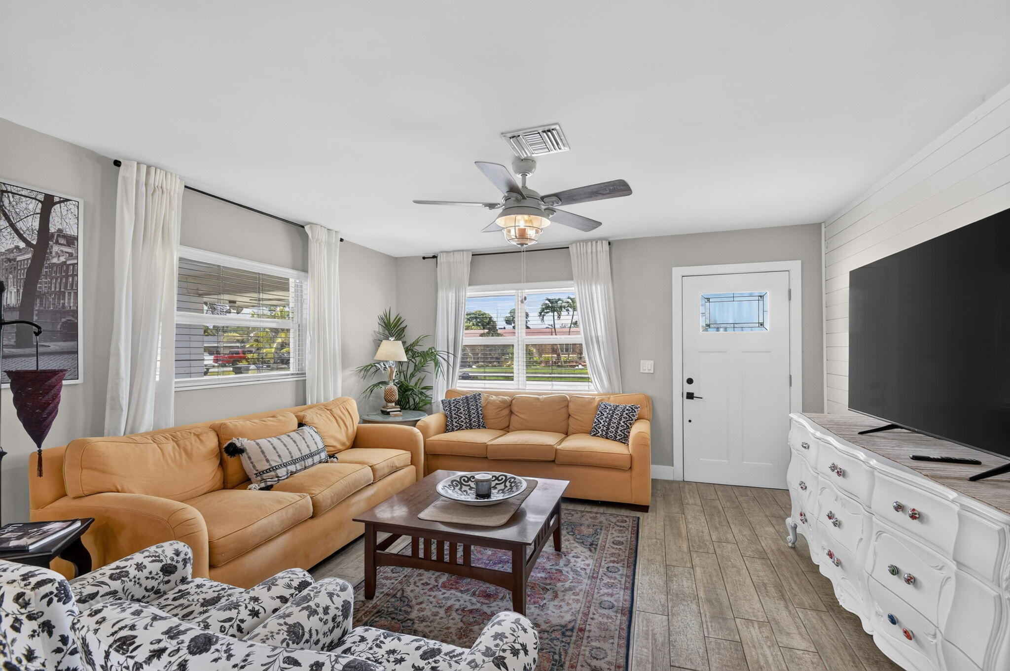 PALM SPRINGS VILLAGE 4 - Residential