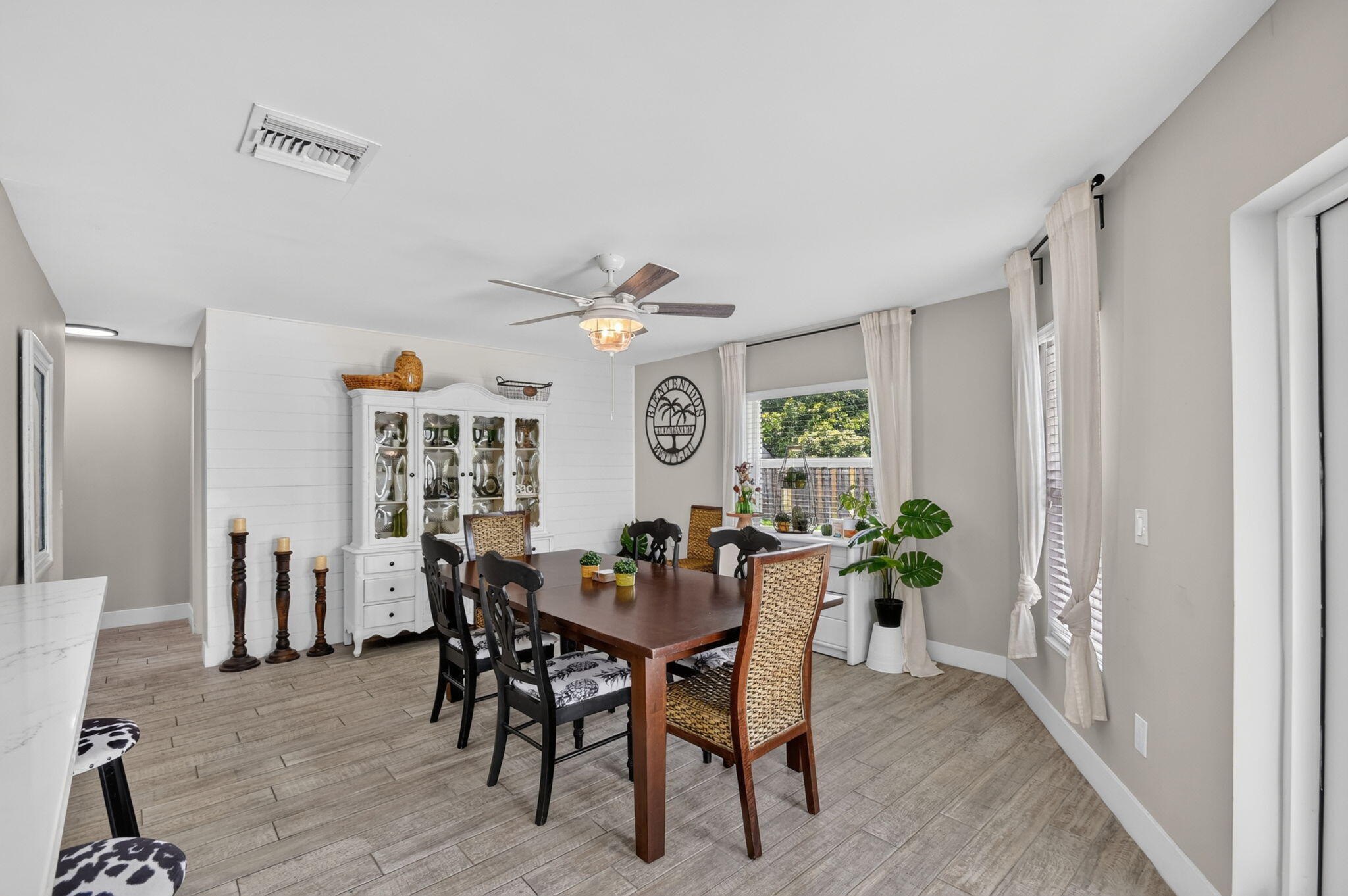 PALM SPRINGS VILLAGE 4 - Residential