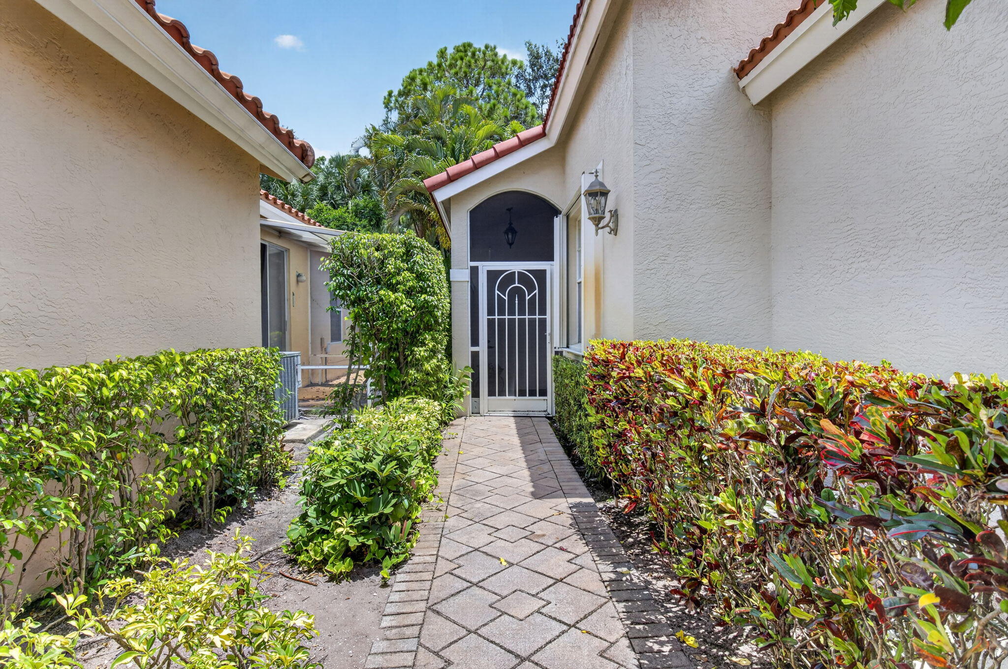 INDIAN SPRING 7 - Residential