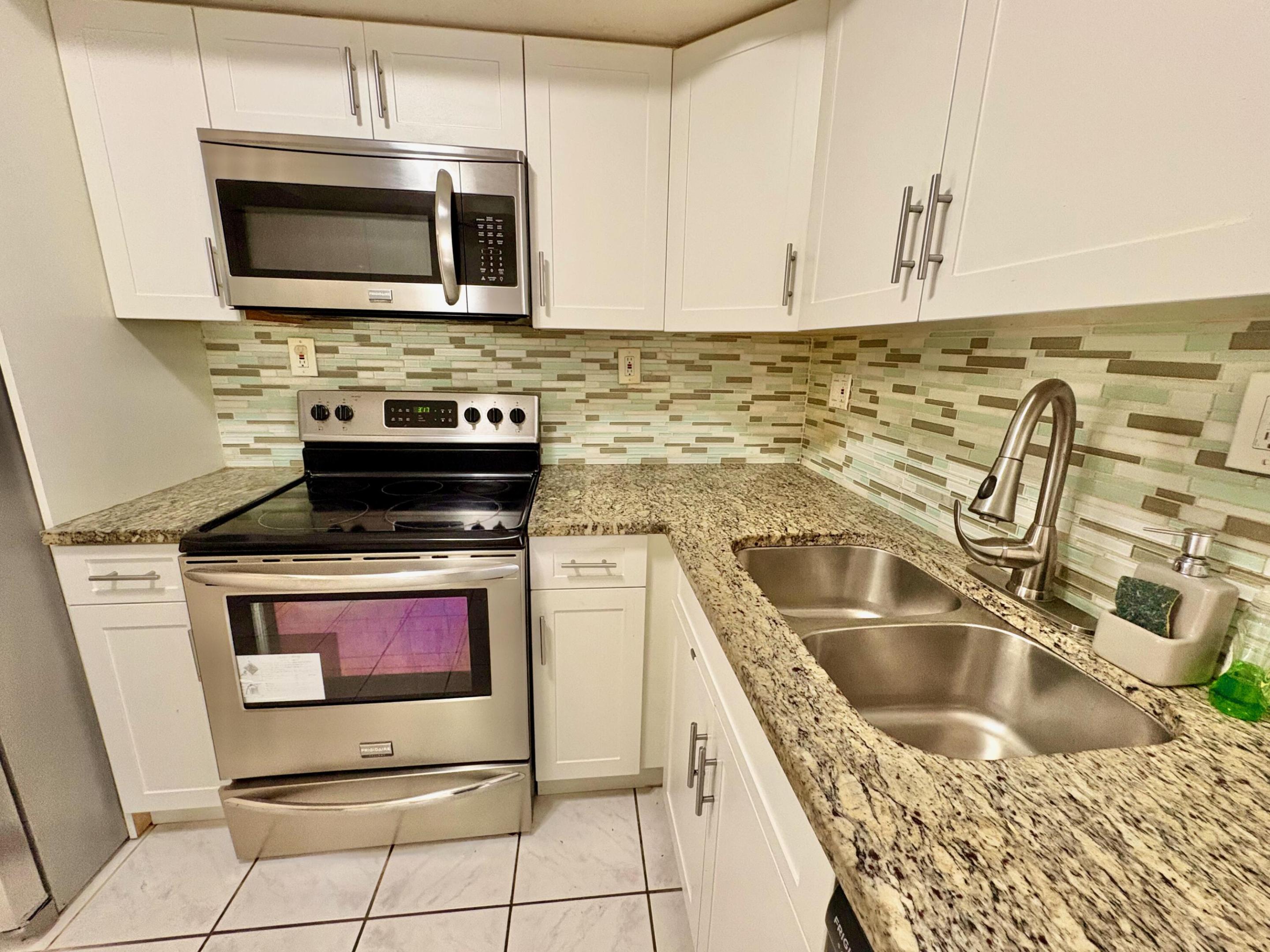 SOUTHLAND PINES - Residential