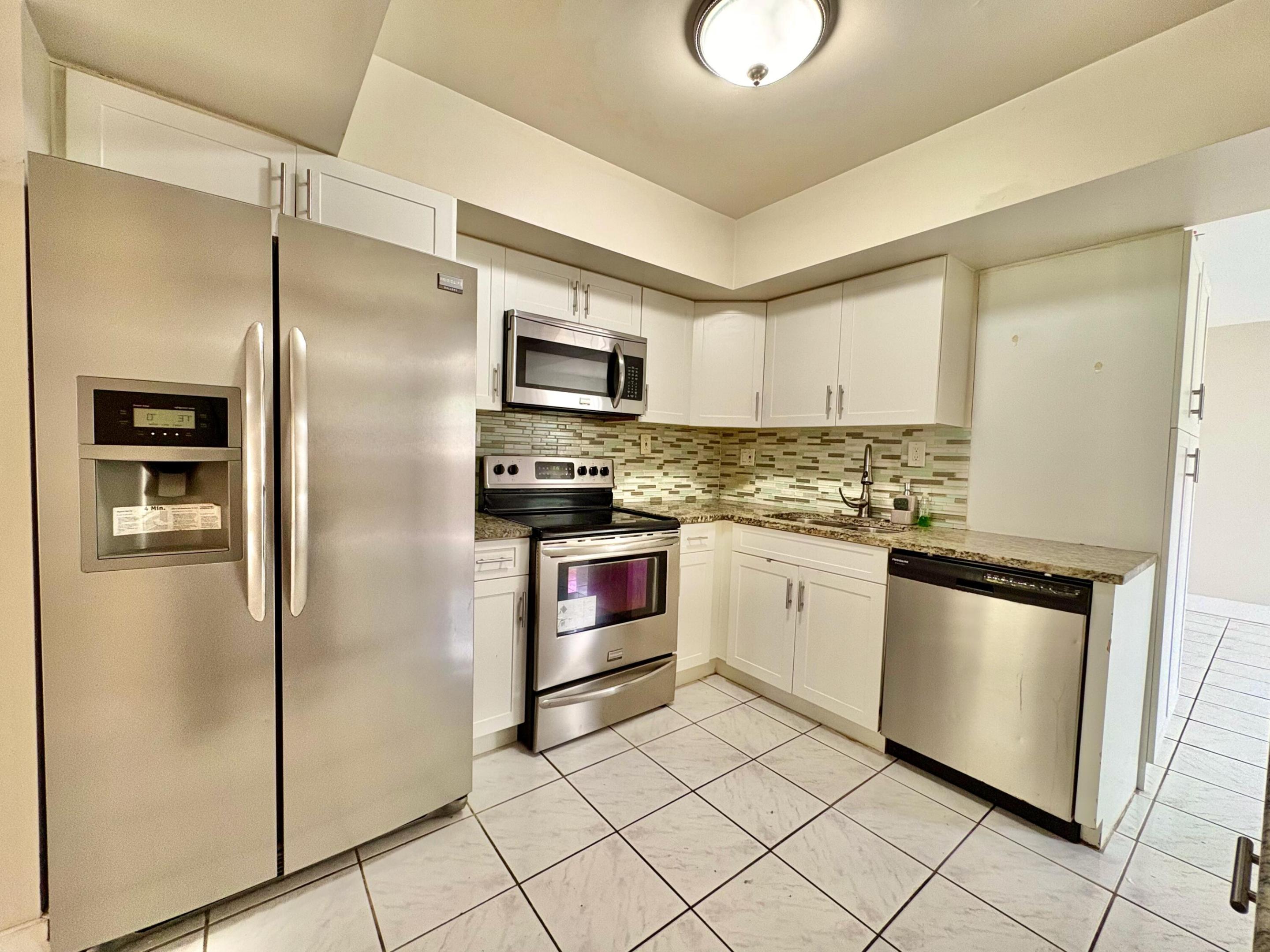 SOUTHLAND PINES - Residential