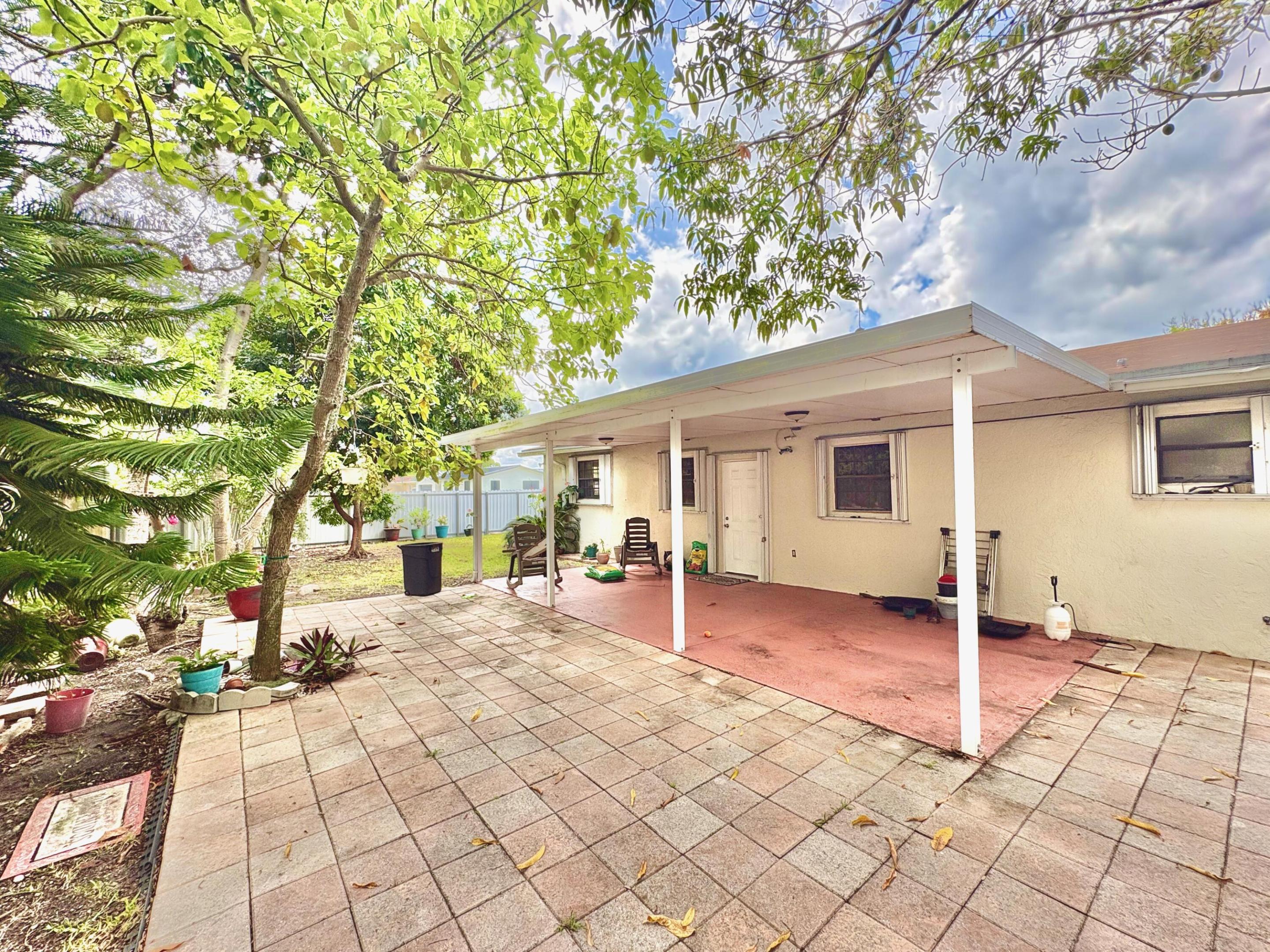 SOUTHLAND PINES - Residential