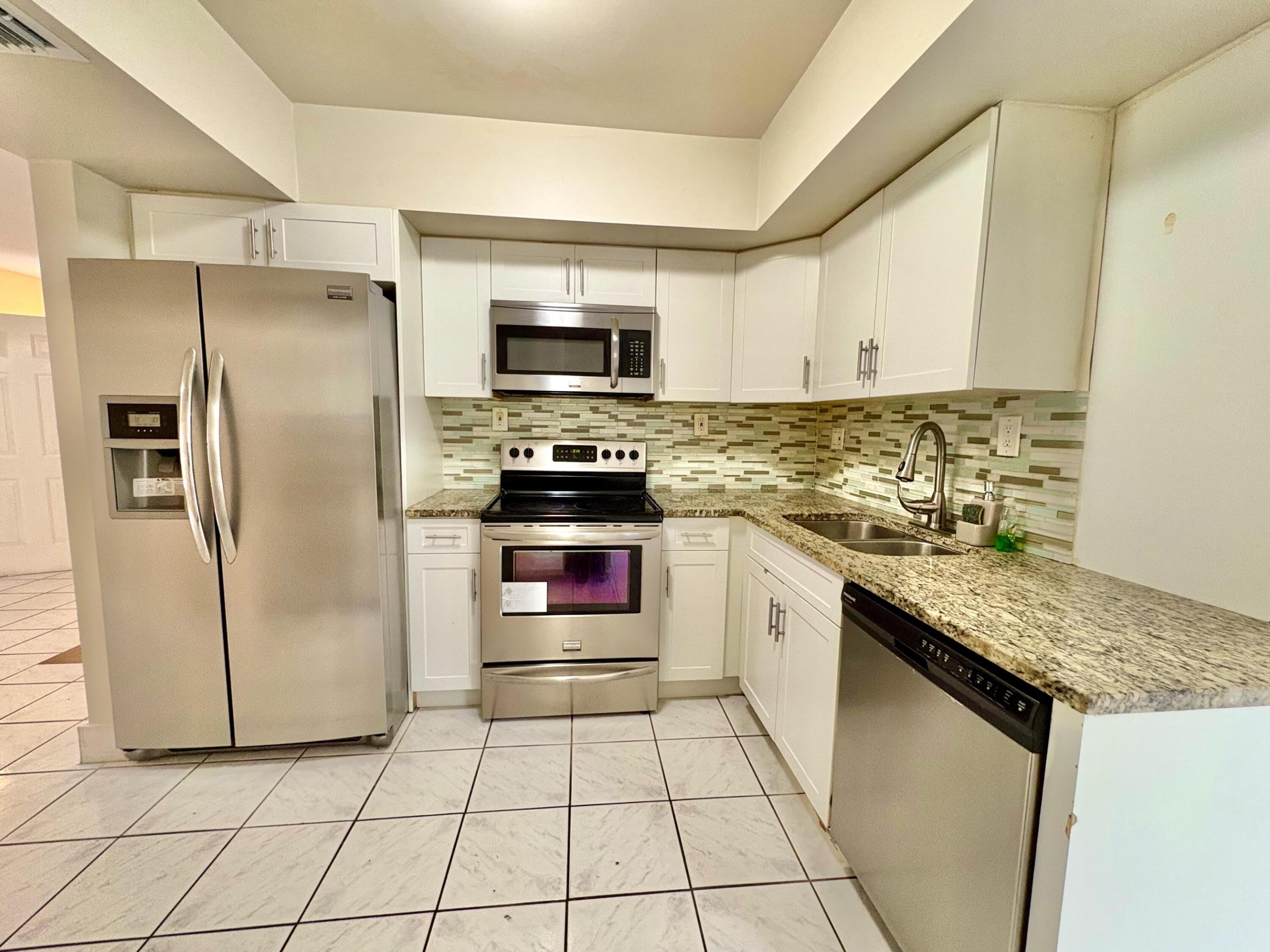 SOUTHLAND PINES - Residential