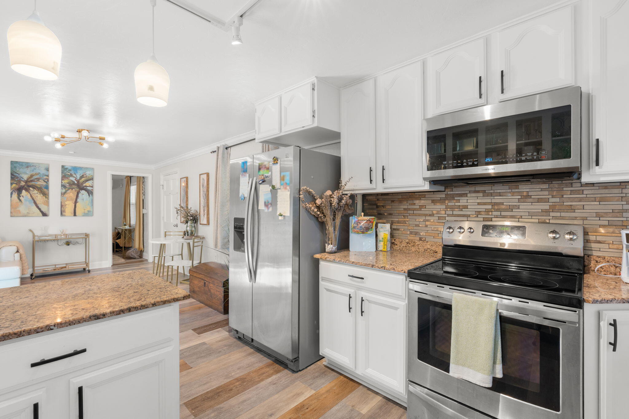HERON HOUSE CONDO - Residential