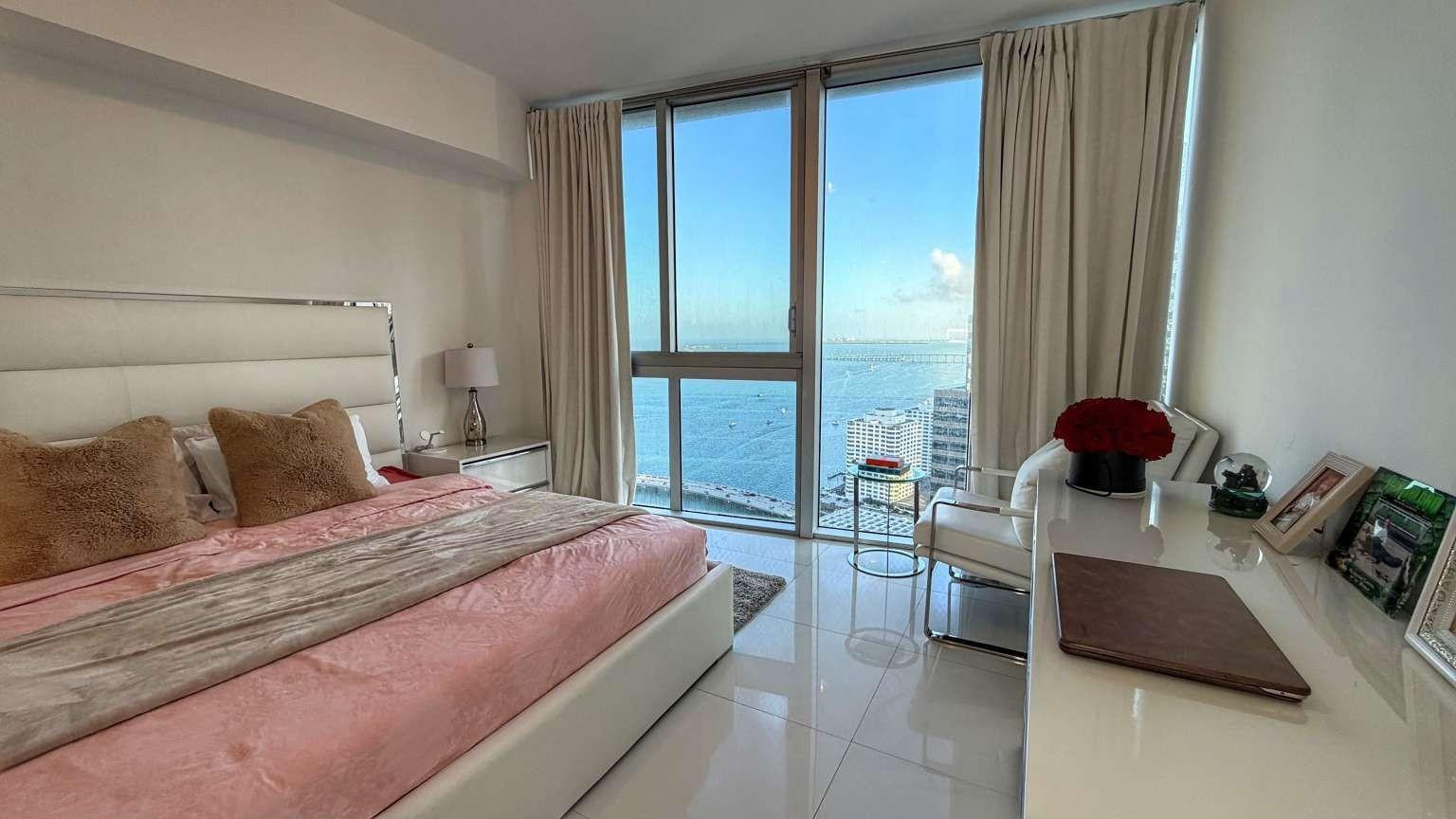 ICON BRICKELL CONDO NO 3 - Residential