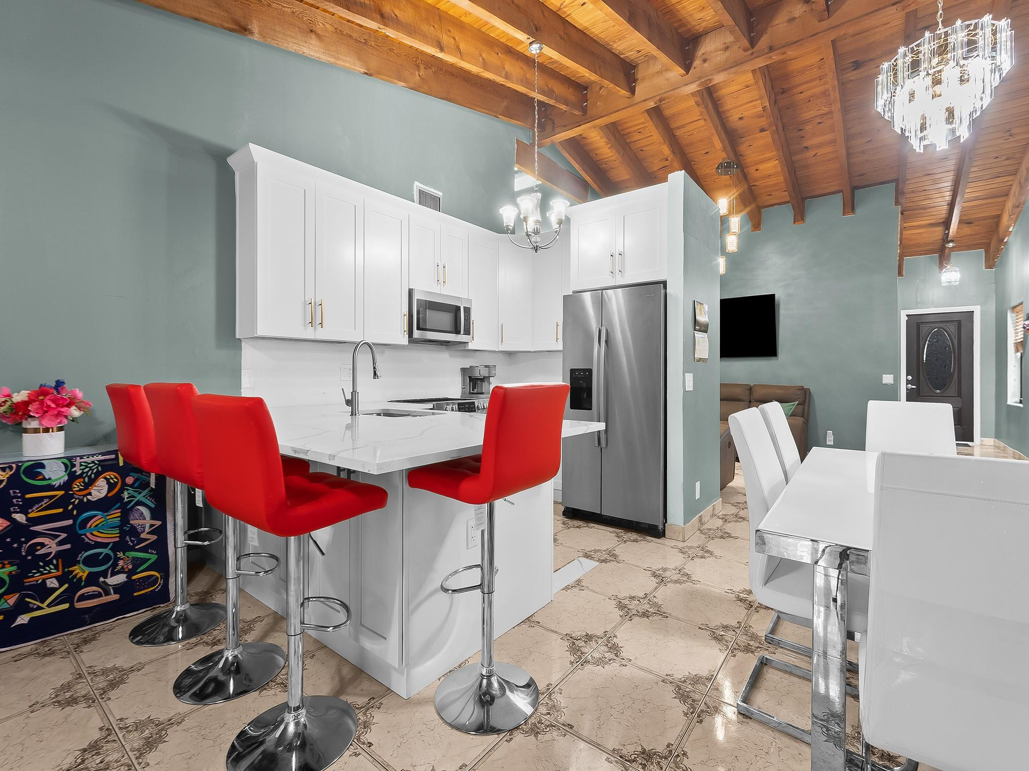 New Kitchen, new bathrooms, new roof, new A/C handler - just move in! Discover this beautifully renovated corner-lot townhouse with 3 bedrooms and 2 bathrooms, nestled in the Brentwood Manors community with low HOA fees! This charming home offers over 1,500 square feet of modern living. An open-concept design features a welcoming living room, a stylish kitchen with quartz countertops, new stainless steel appliances, and a spacious dining area perfect for entertaining. The primary bedroom includes a walk-in closet and a lovely new bathroom, with an additional updated hall bath. Natural light fills the living area of the home through the new skylight, and recent upgrades, such as a new roof, add an extra sense of peace of mind. Fenced backyard—an ideal spot for relaxing.